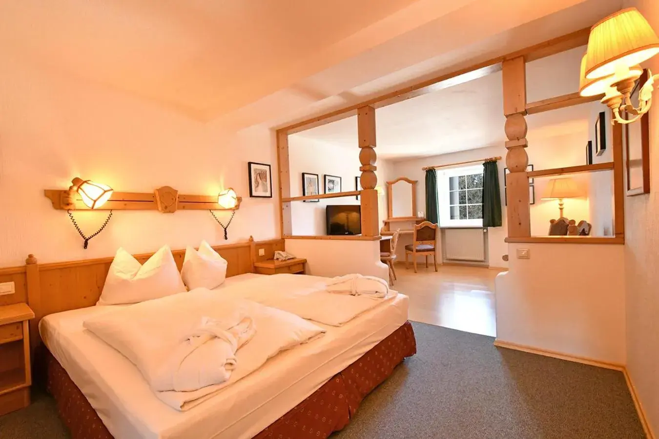 Superior Double Room in Landhotel Altes Zollhaus Superior Double Room in Landhotel Altes Zollhaus