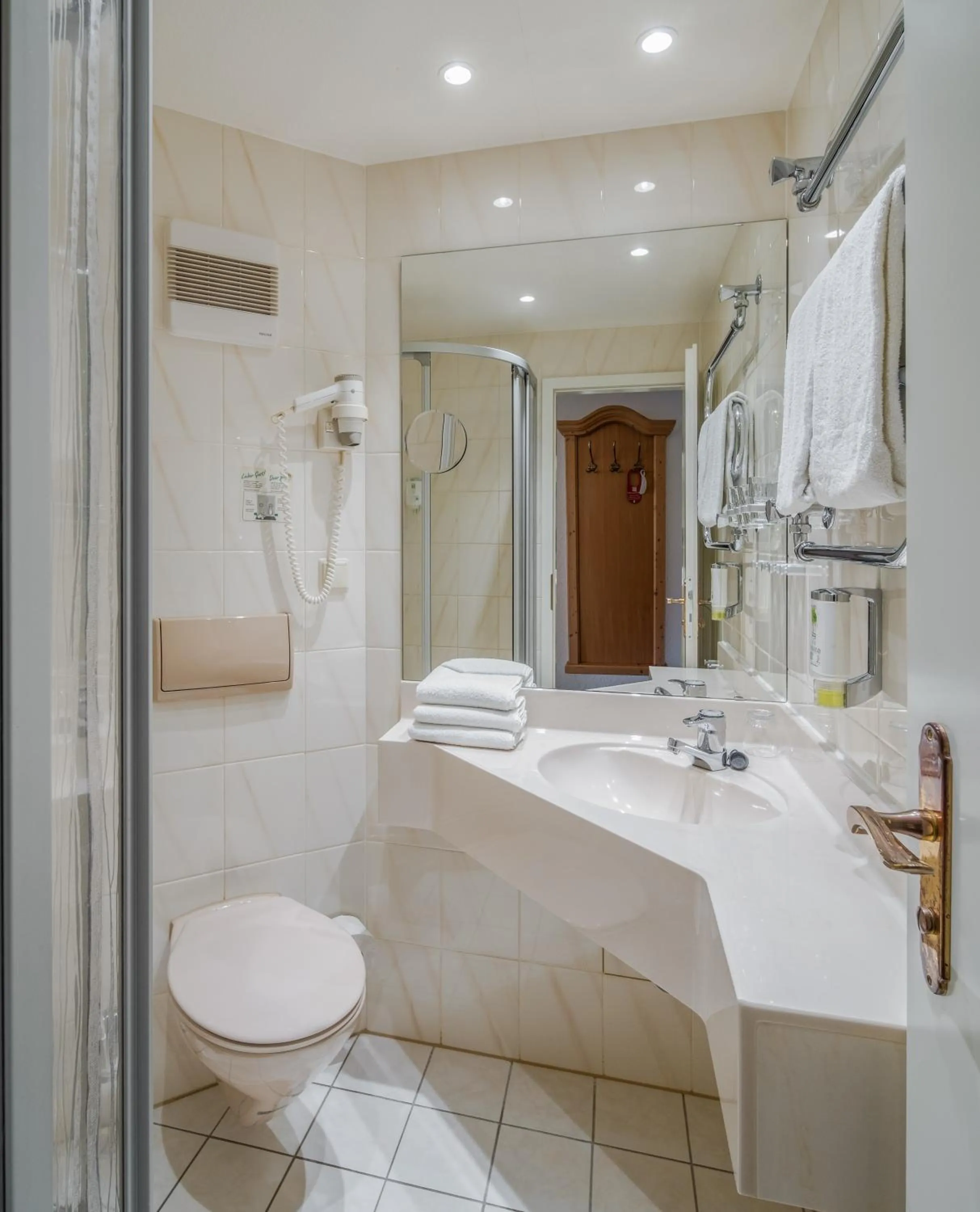 Bathroom in Landhotel Altes Zollhaus