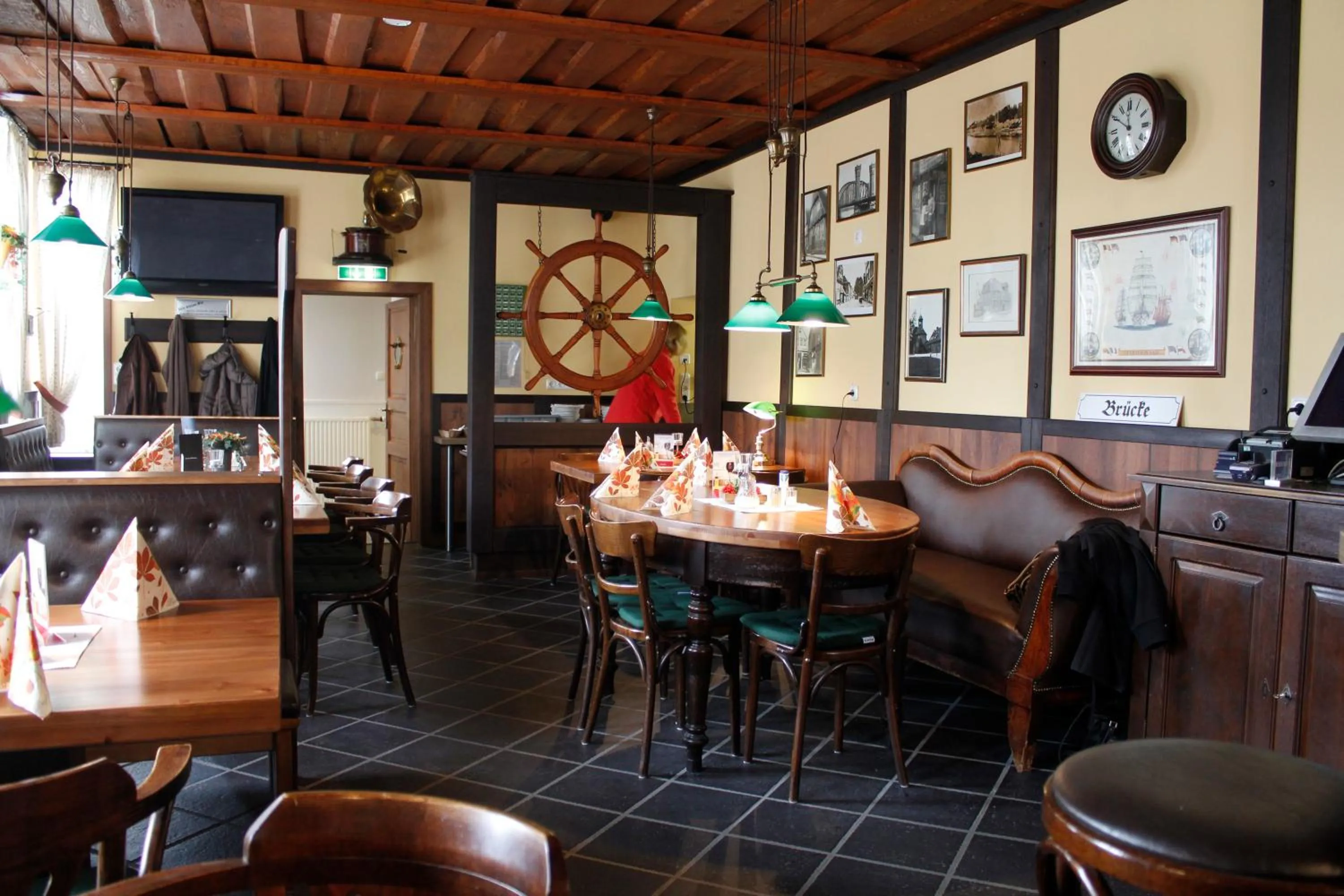 Restaurant/places to eat in Zum Alten Schifferhaus
