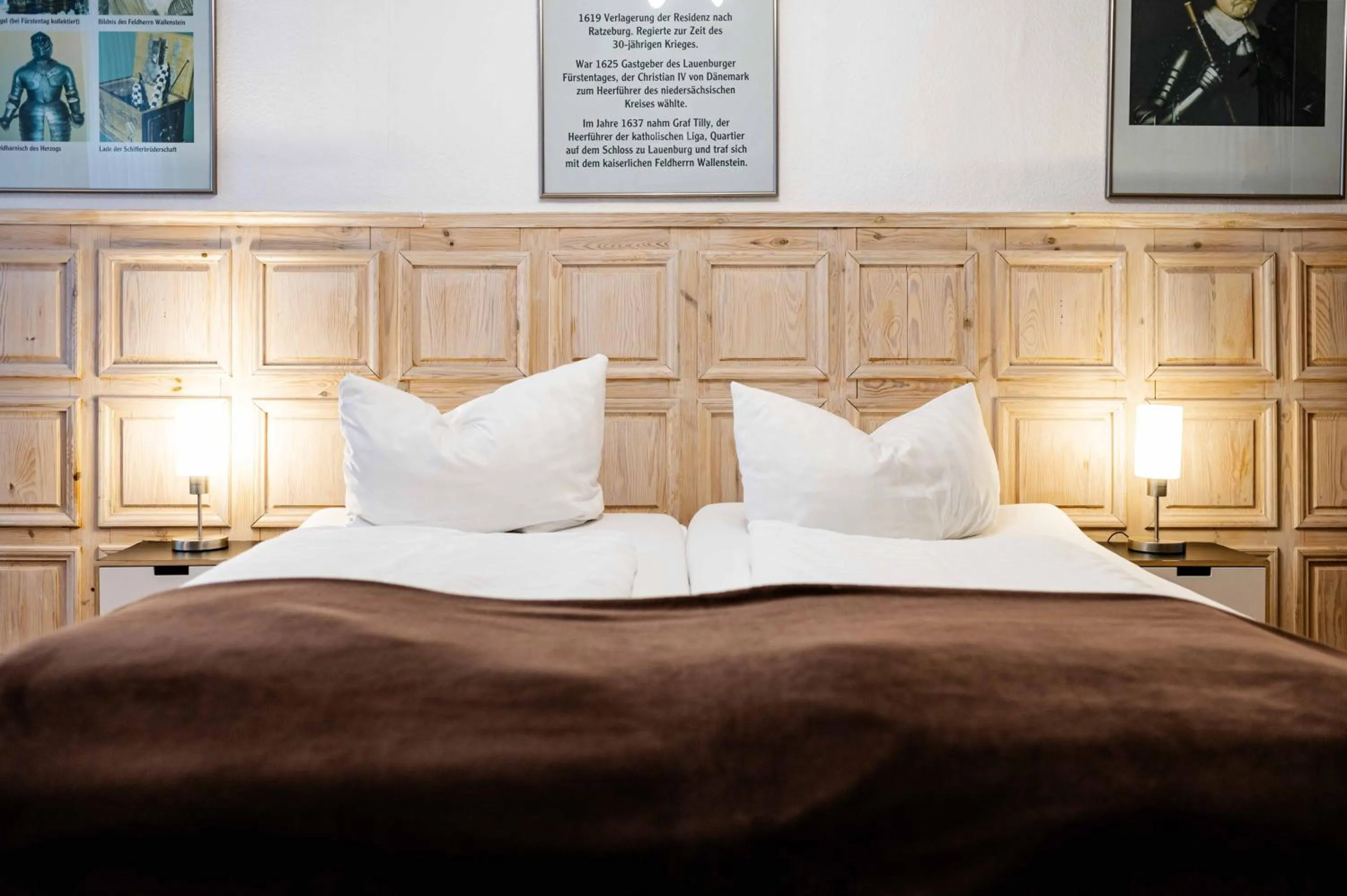 Photo of the whole room, Bed in Zum Alten Schifferhaus