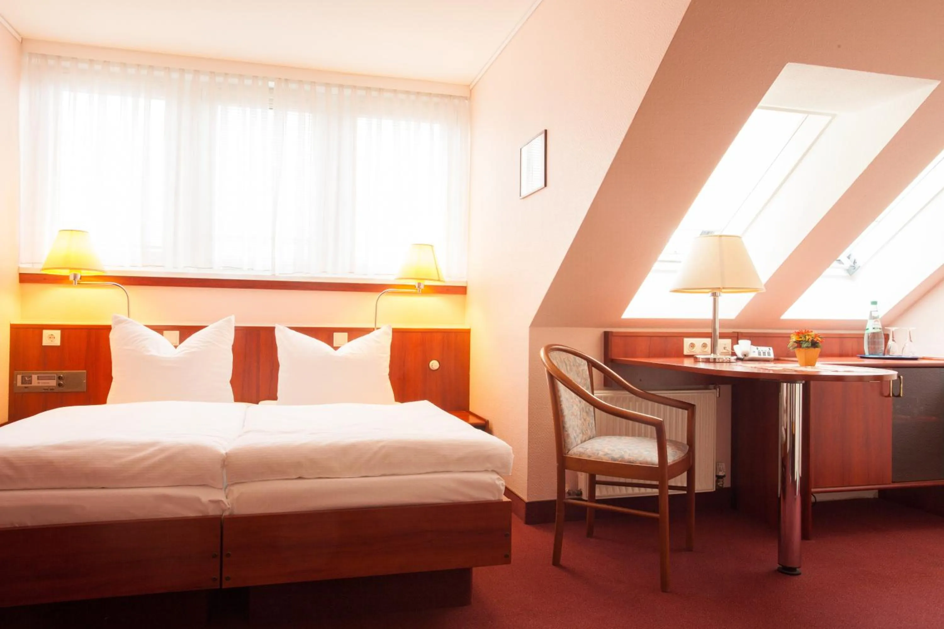 Photo of the whole room, Bed in Hotel Kastanienhof