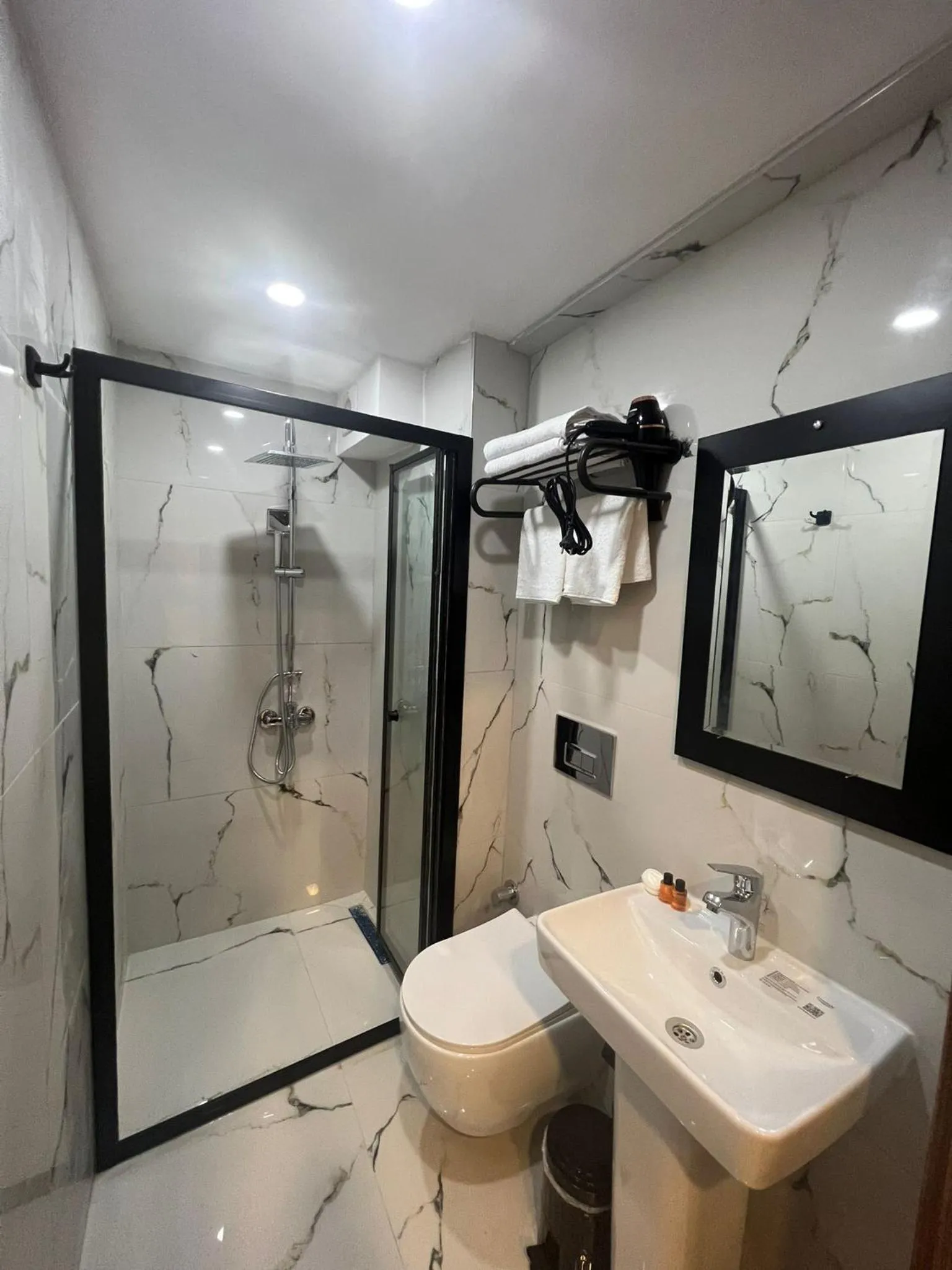 Shower in Old Town Istanbul Hostel