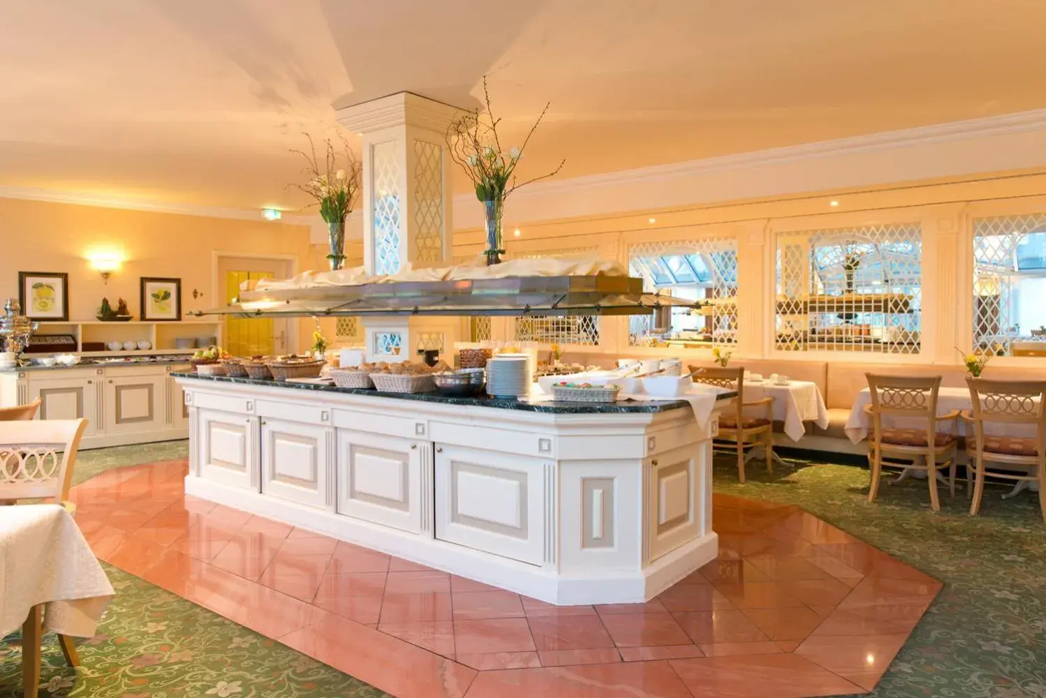 Restaurant/places to eat in Hotel am Schlosspark Restaurant/places to eat in Hotel am Schlosspark