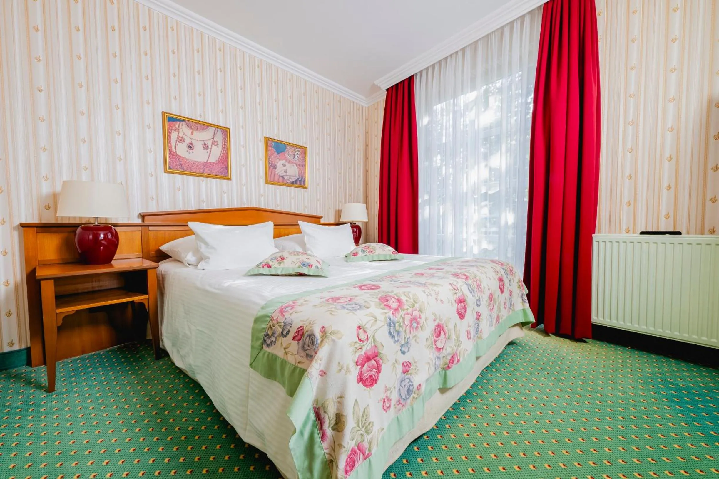 Bed in Hotel am Schlosspark