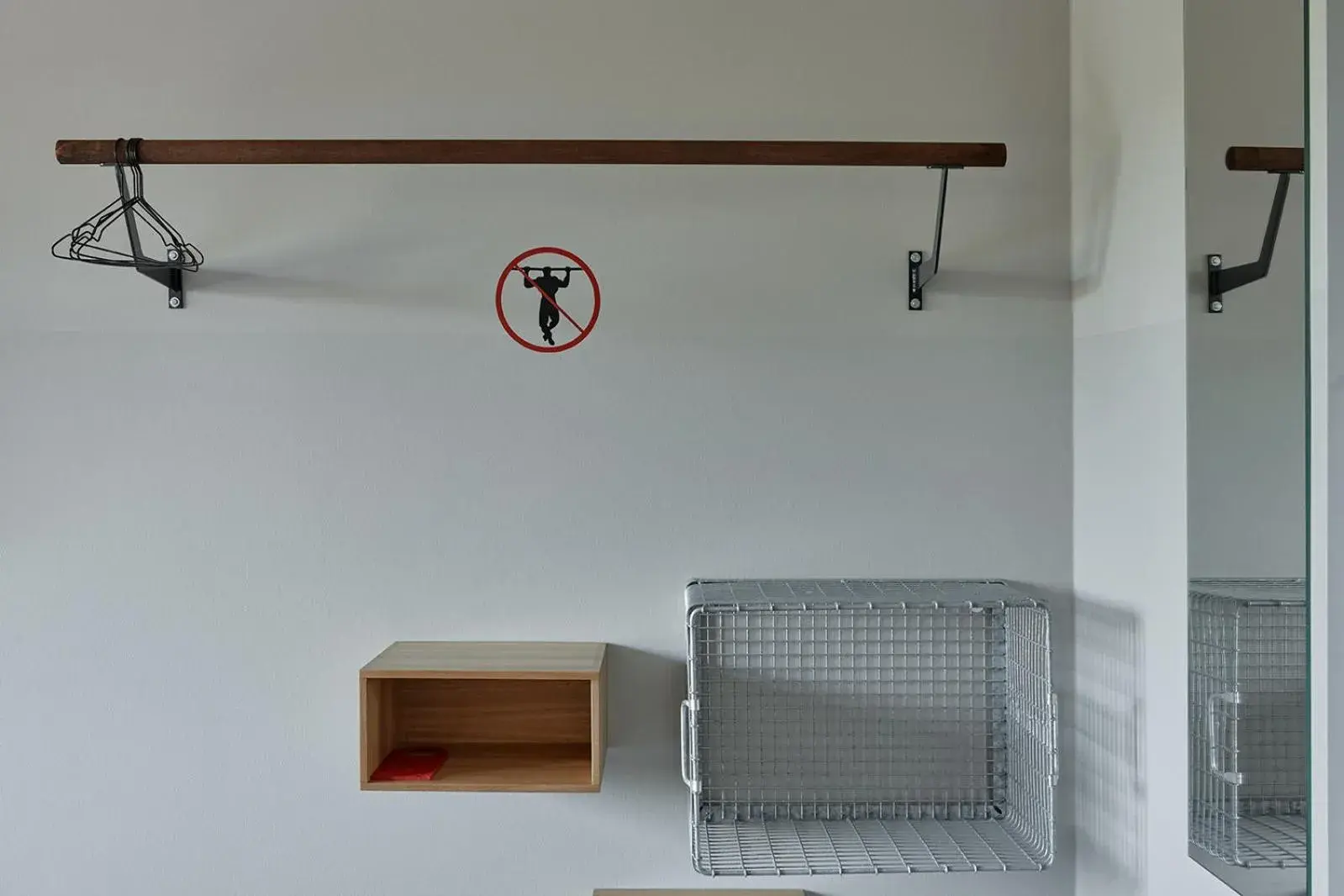 Photo of the whole room in Underdog Hotel Photo of the whole room in Underdog Hotel