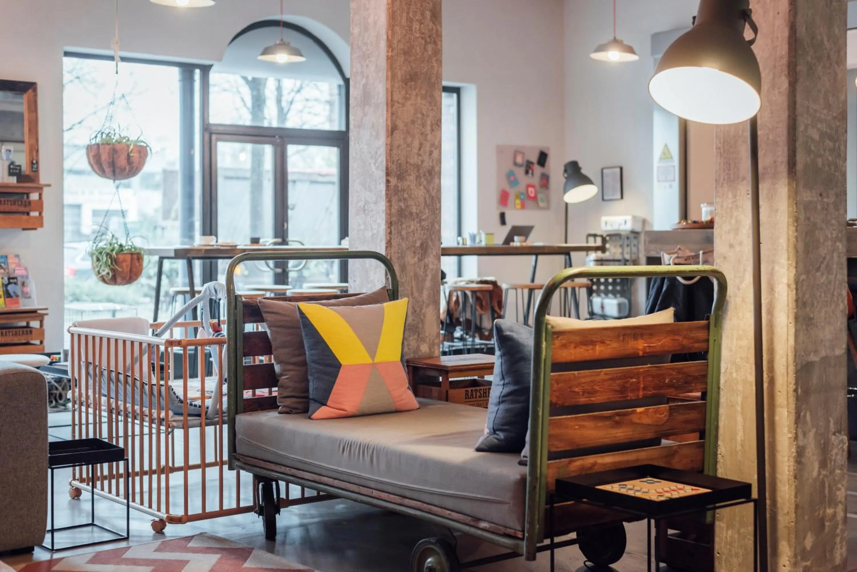 Lobby or reception in Underdog Hotel