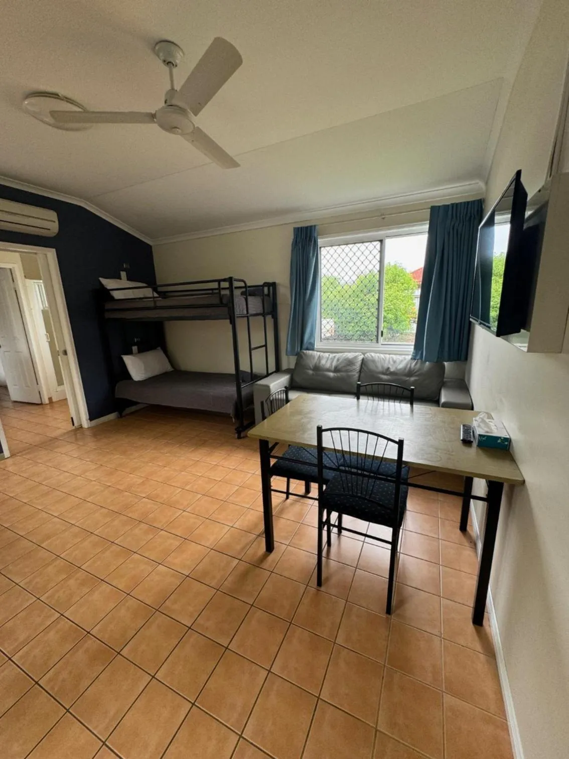 Bed in Mareeba Motor Inn