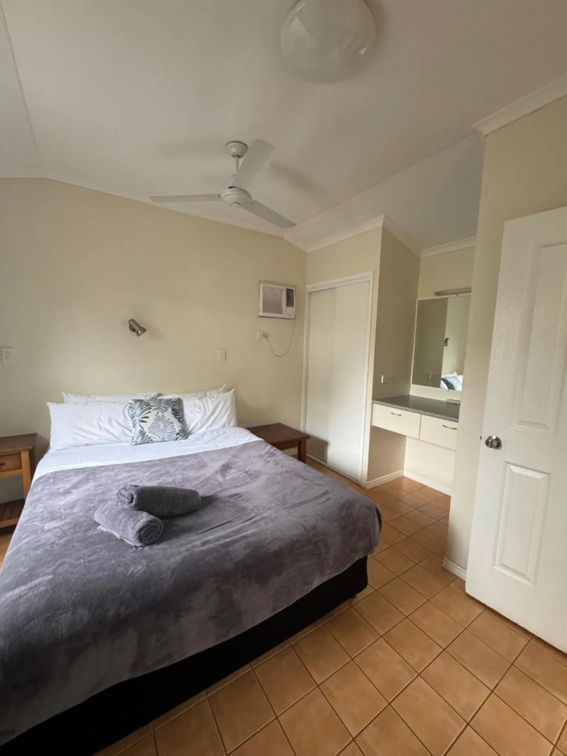 Bed in Mareeba Motor Inn