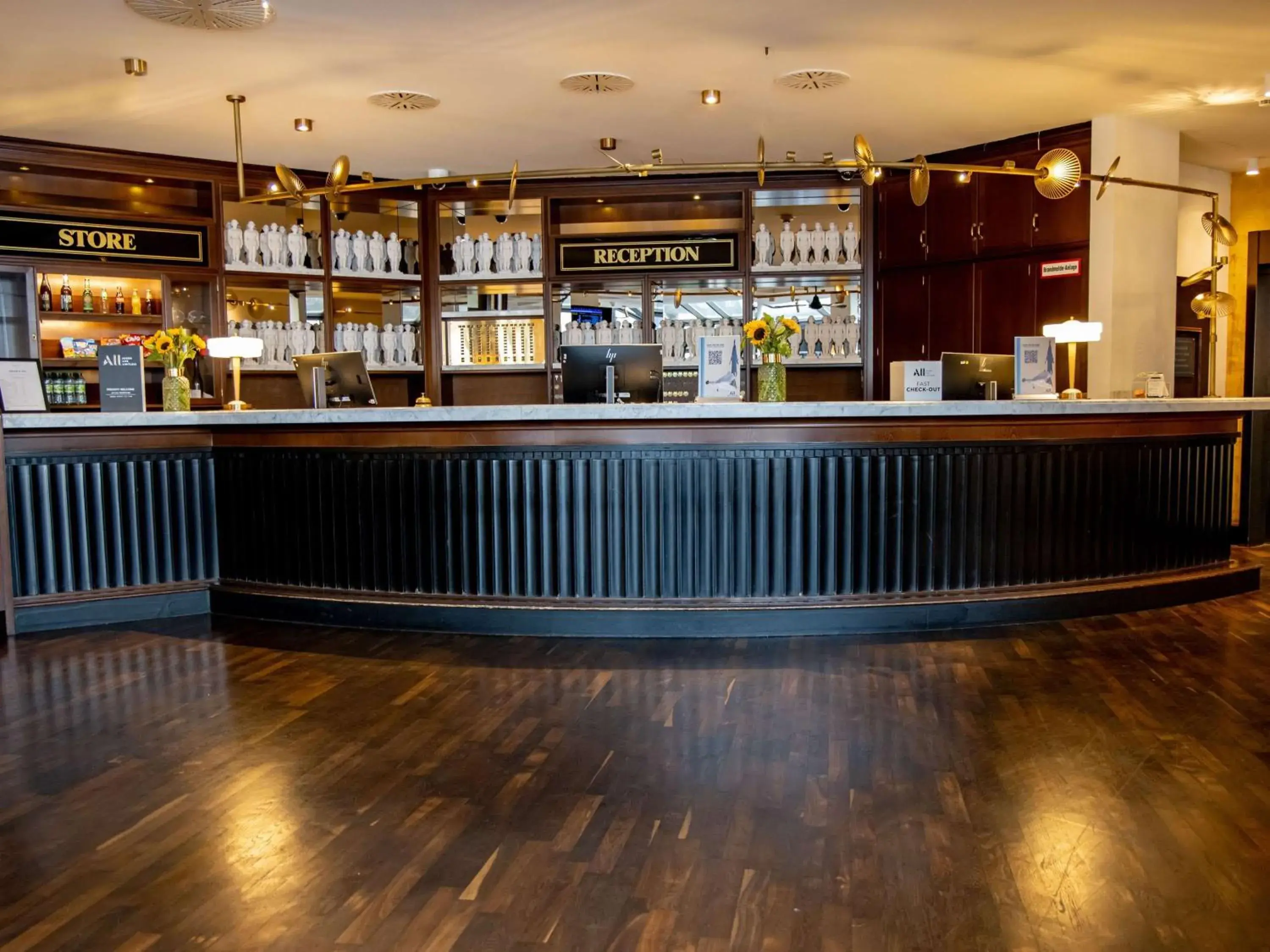 Property building in Mercure Hotel Frankfurt Airport Langen Property building in Mercure Hotel Frankfurt Airport Langen