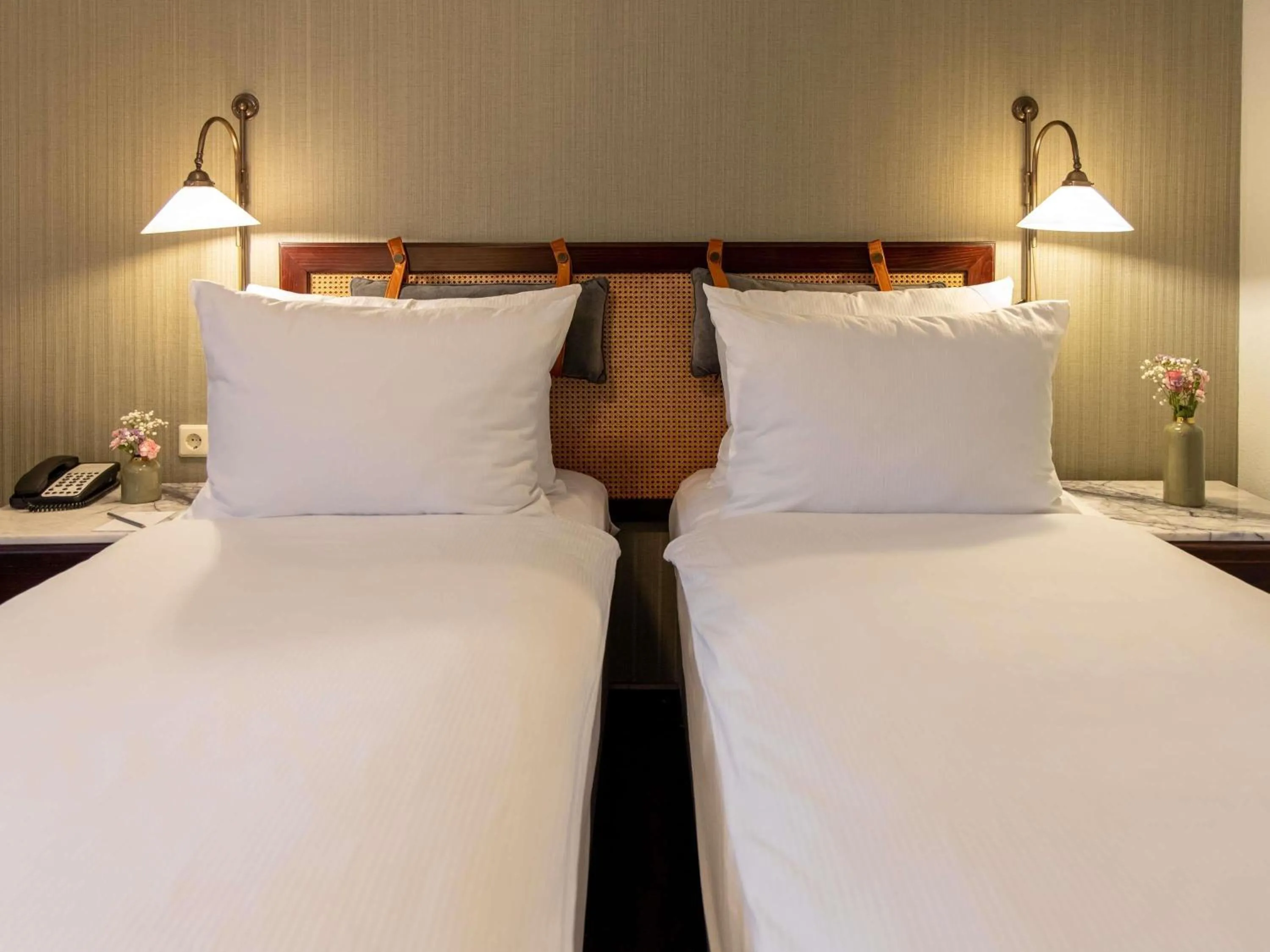 Bedroom, Bed in Mercure Hotel Frankfurt Airport Langen