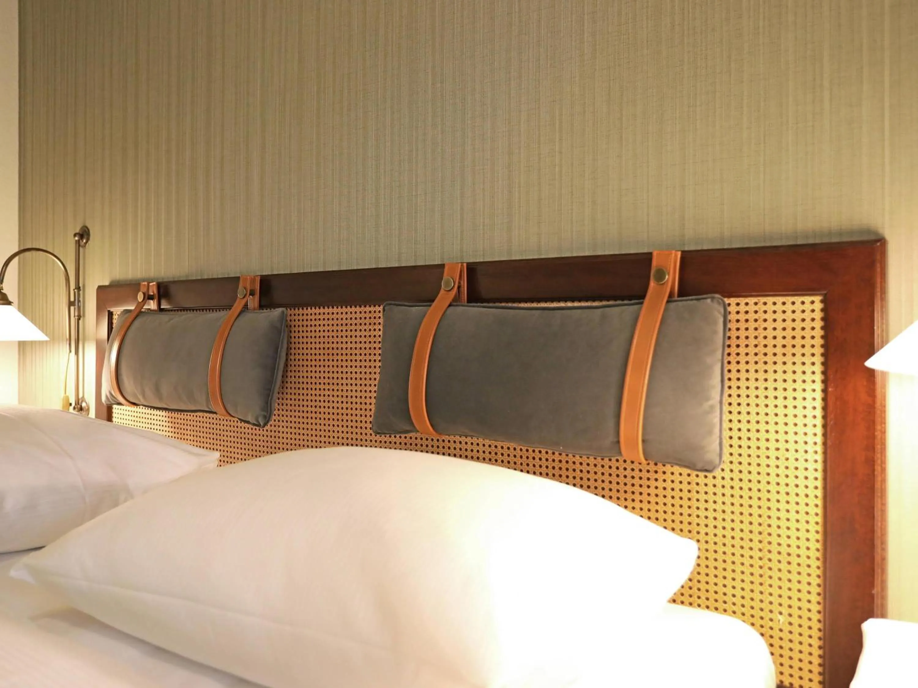 Bedroom, Bed in Mercure Hotel Frankfurt Airport Langen