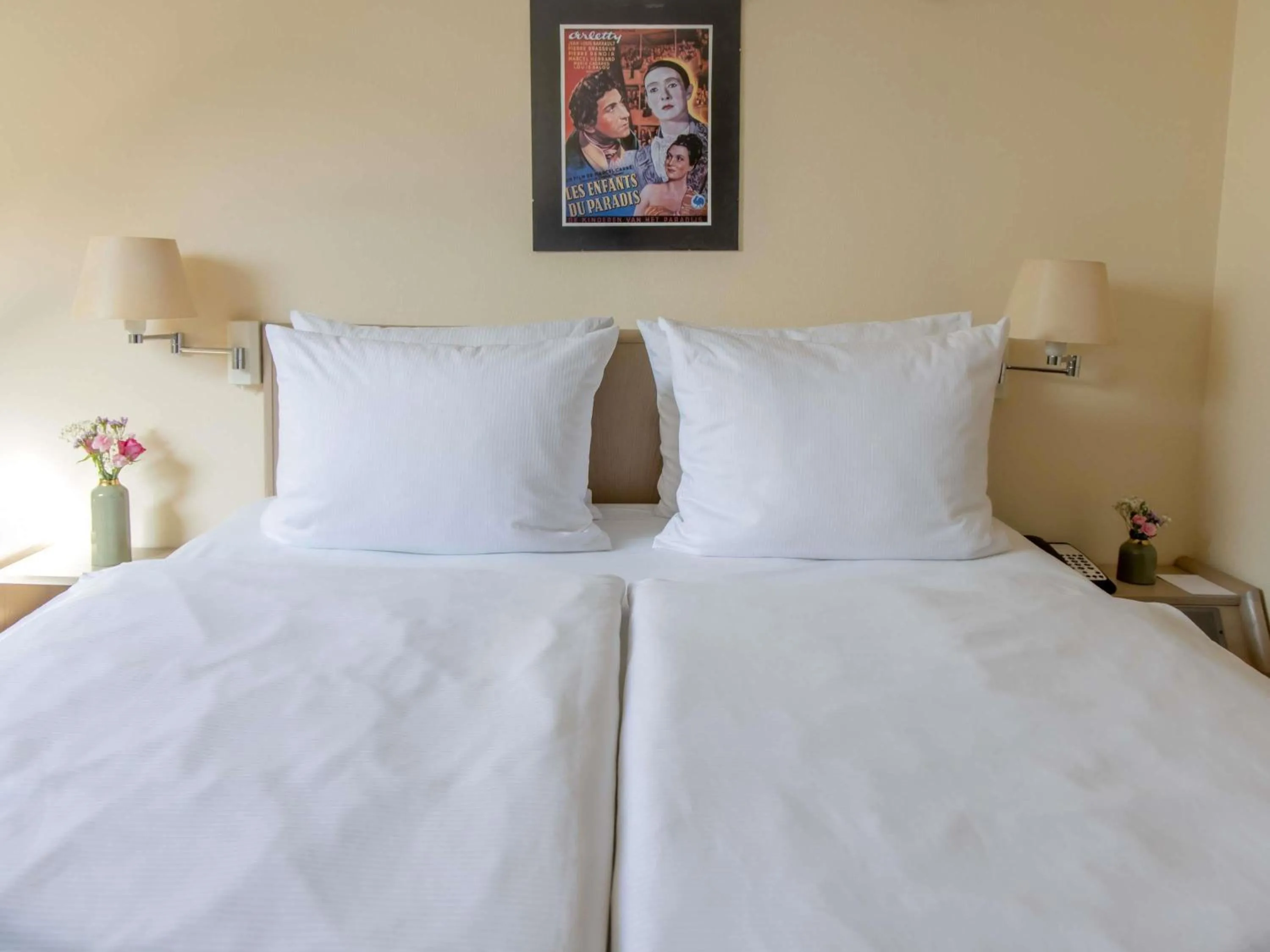 Bedroom, Bed in Mercure Hotel Frankfurt Airport Langen