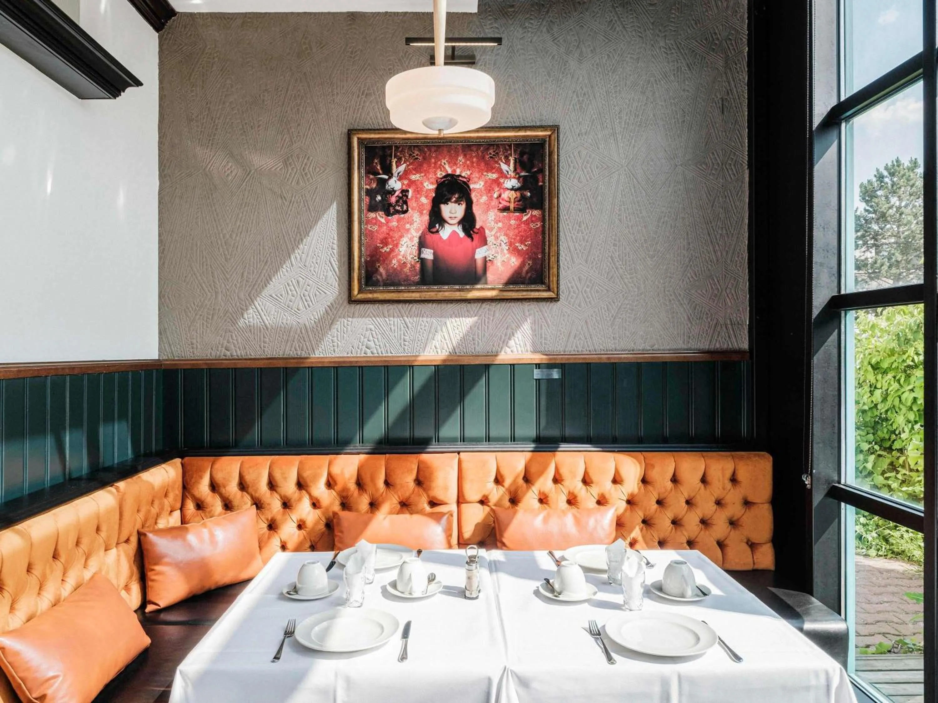 Restaurant/places to eat in Mercure Hotel Frankfurt Airport Langen