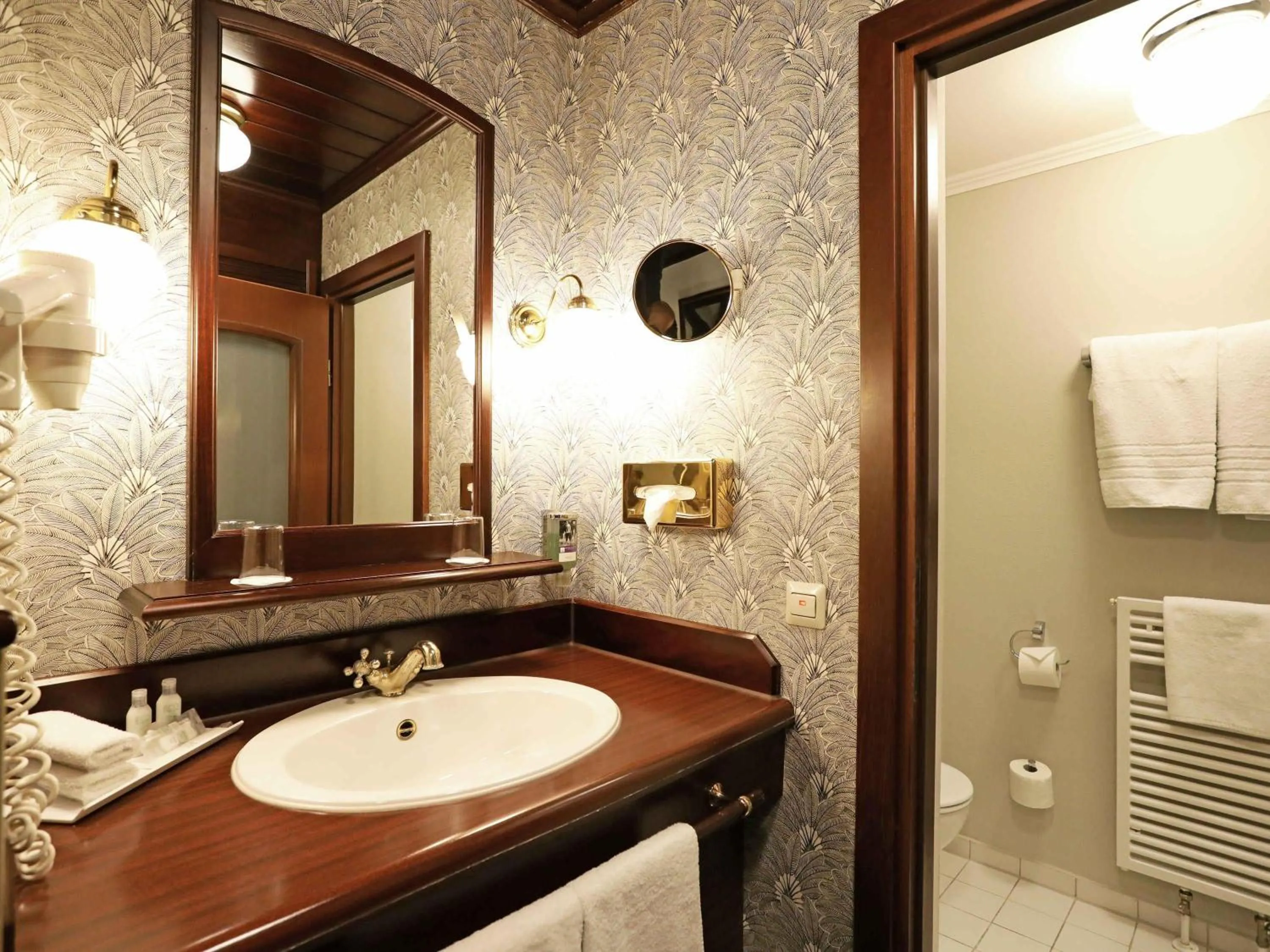 Bedroom in Mercure Hotel Frankfurt Airport Langen