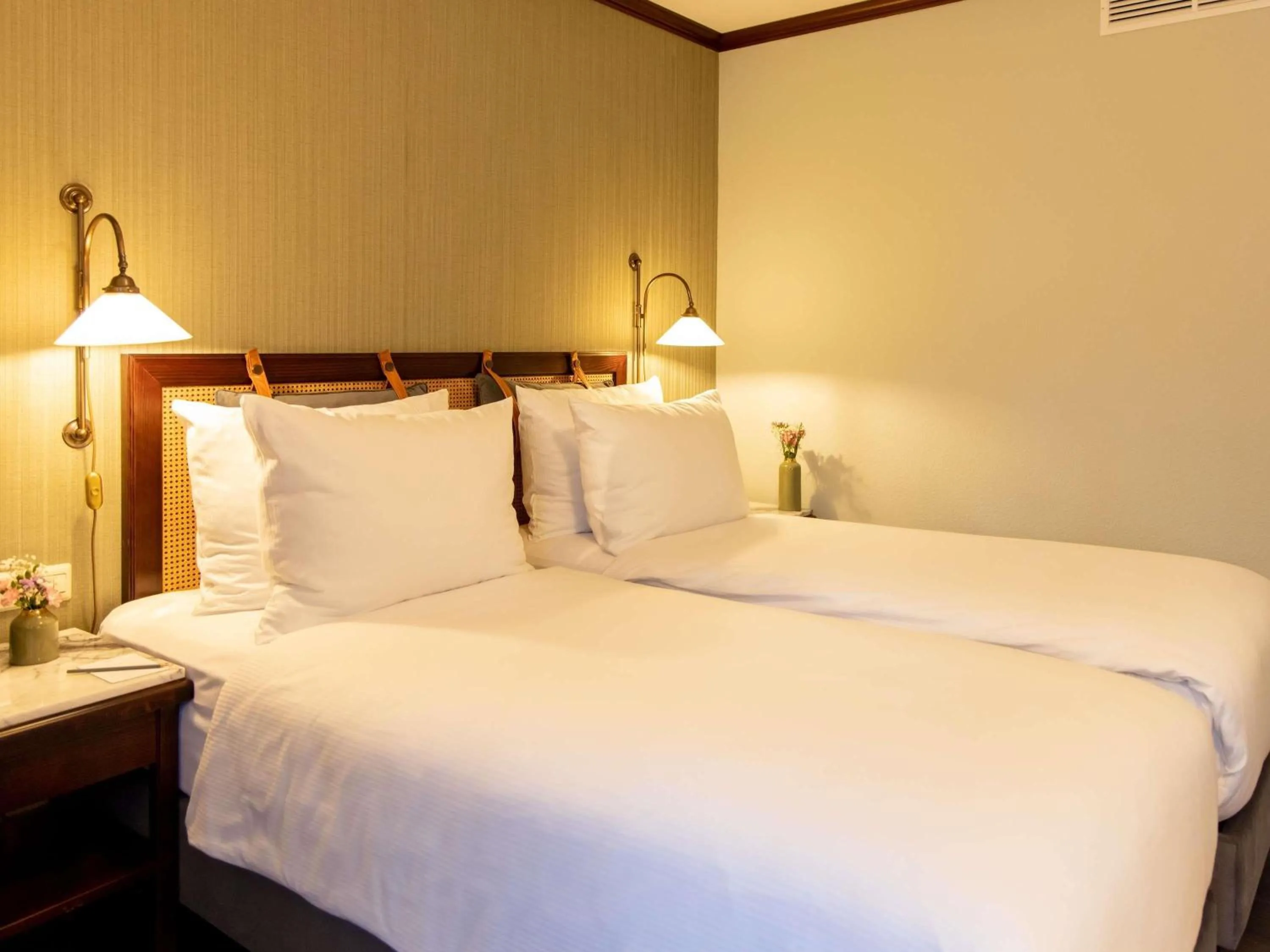 Bedroom, Bed in Mercure Hotel Frankfurt Airport Langen