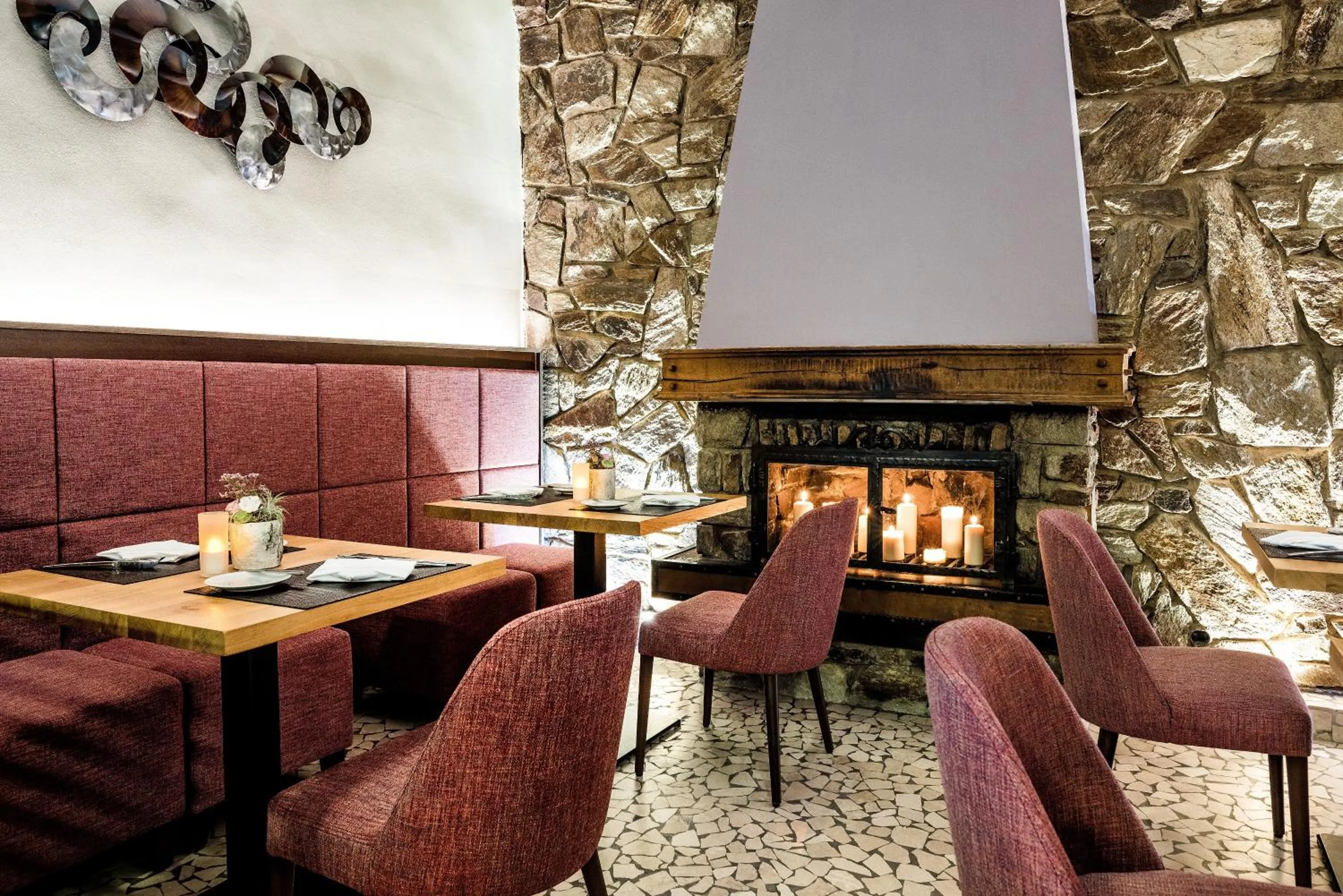 Restaurant/places to eat in Hotel Vorfelder