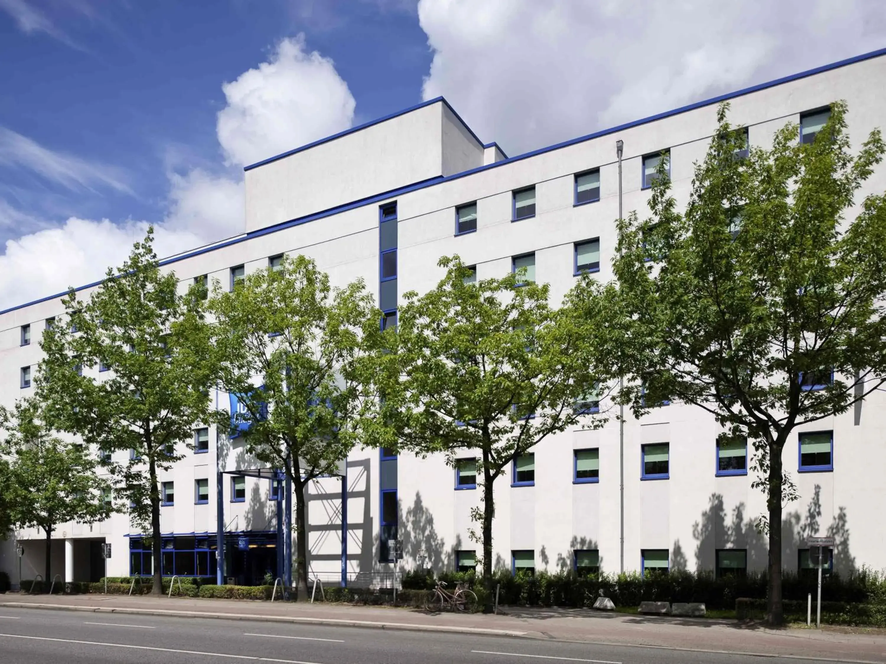 Property building in ibis budget Hamburg Altona Property building in ibis budget Hamburg Altona