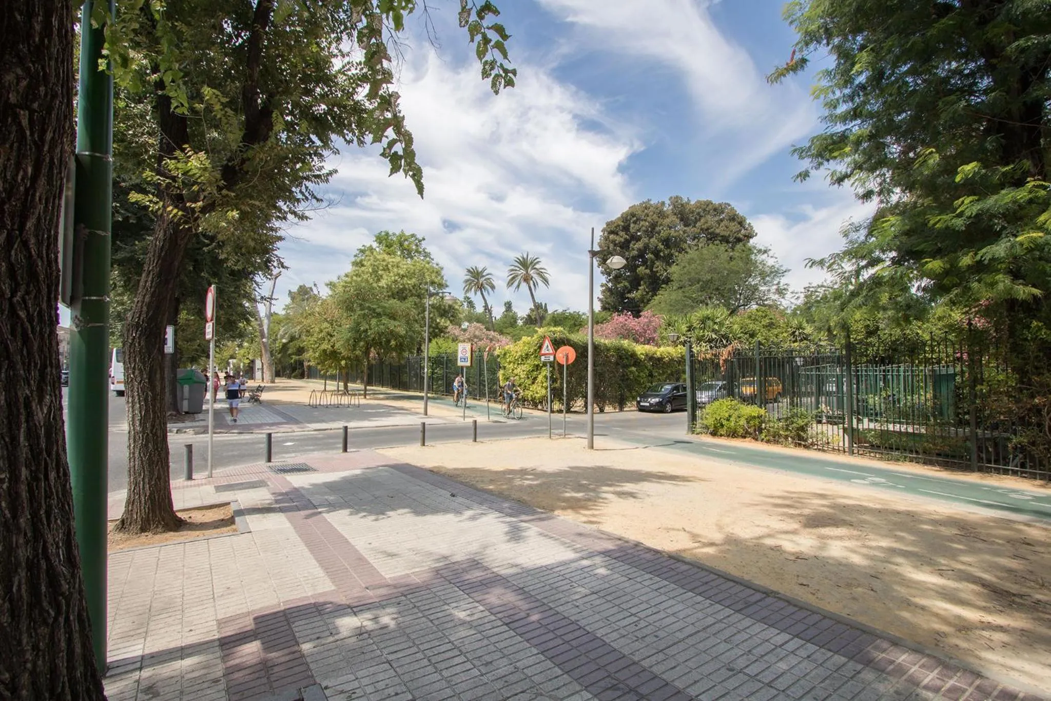 Alkazar Gardens Old Town 6 pax