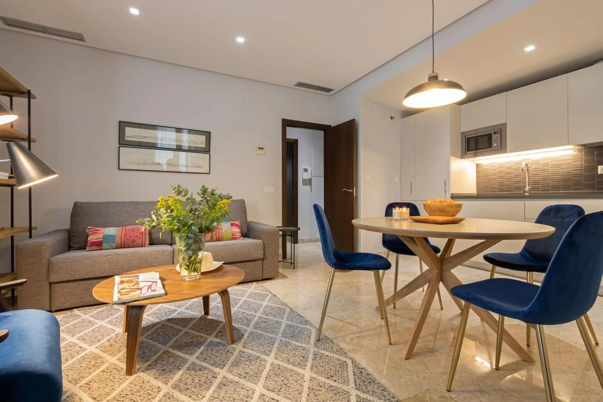 Living room in Alkazar Gardens Old Town 6 pax