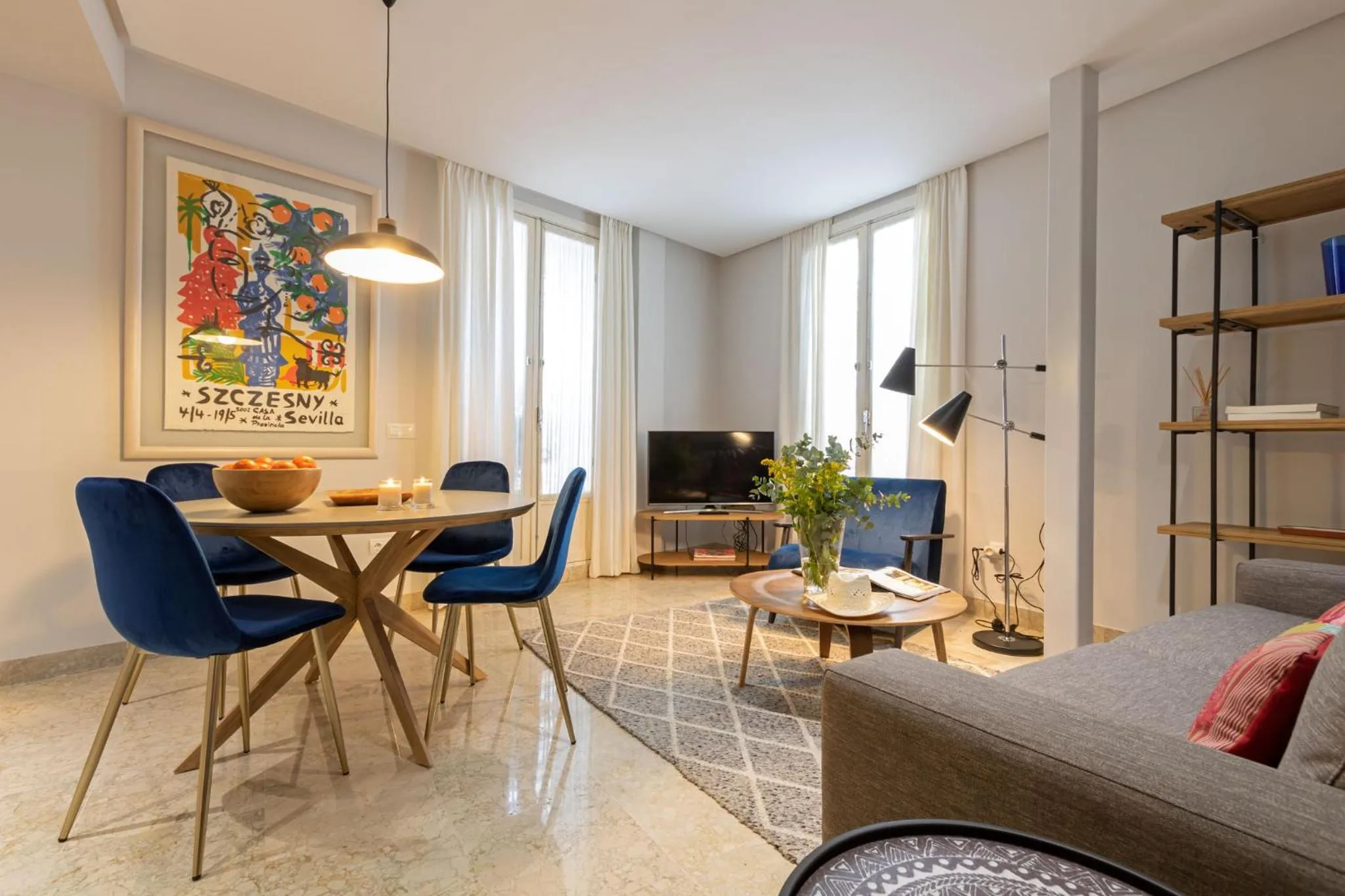 Living room in Alkazar Gardens Old Town 6 pax