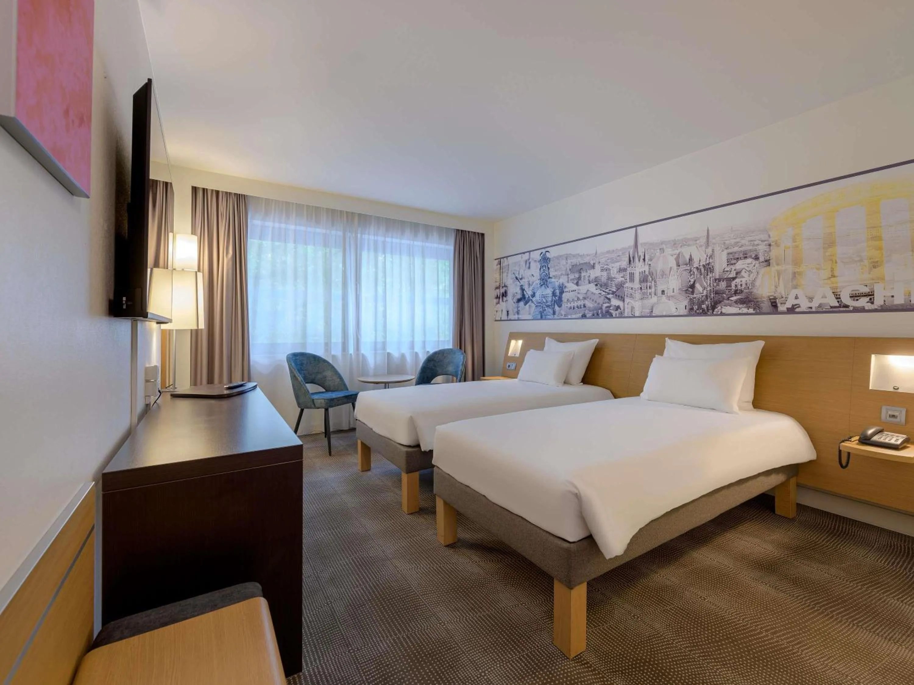 Bedroom, Bed in Novotel Aachen City