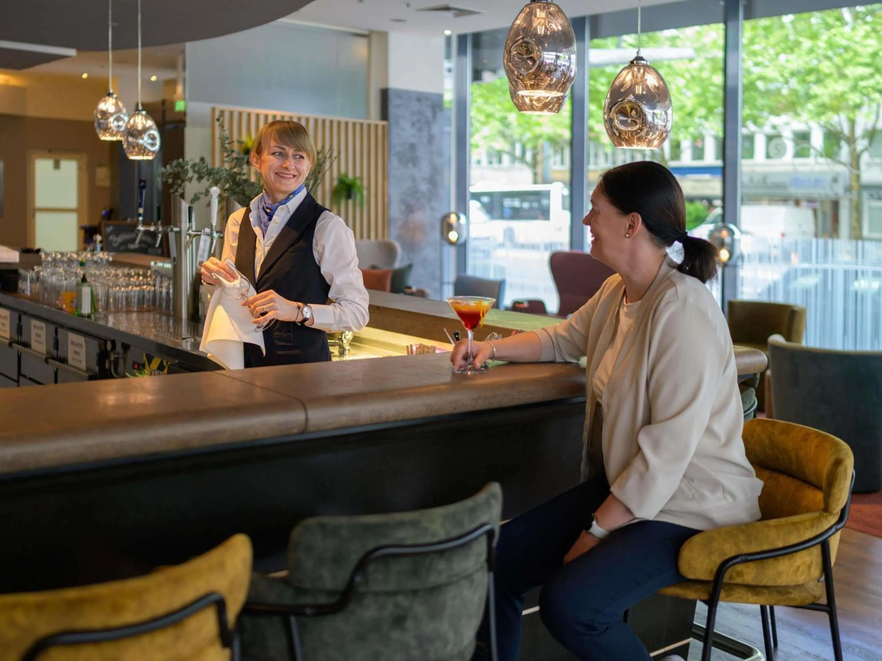 Lounge or bar in Novotel Aachen City