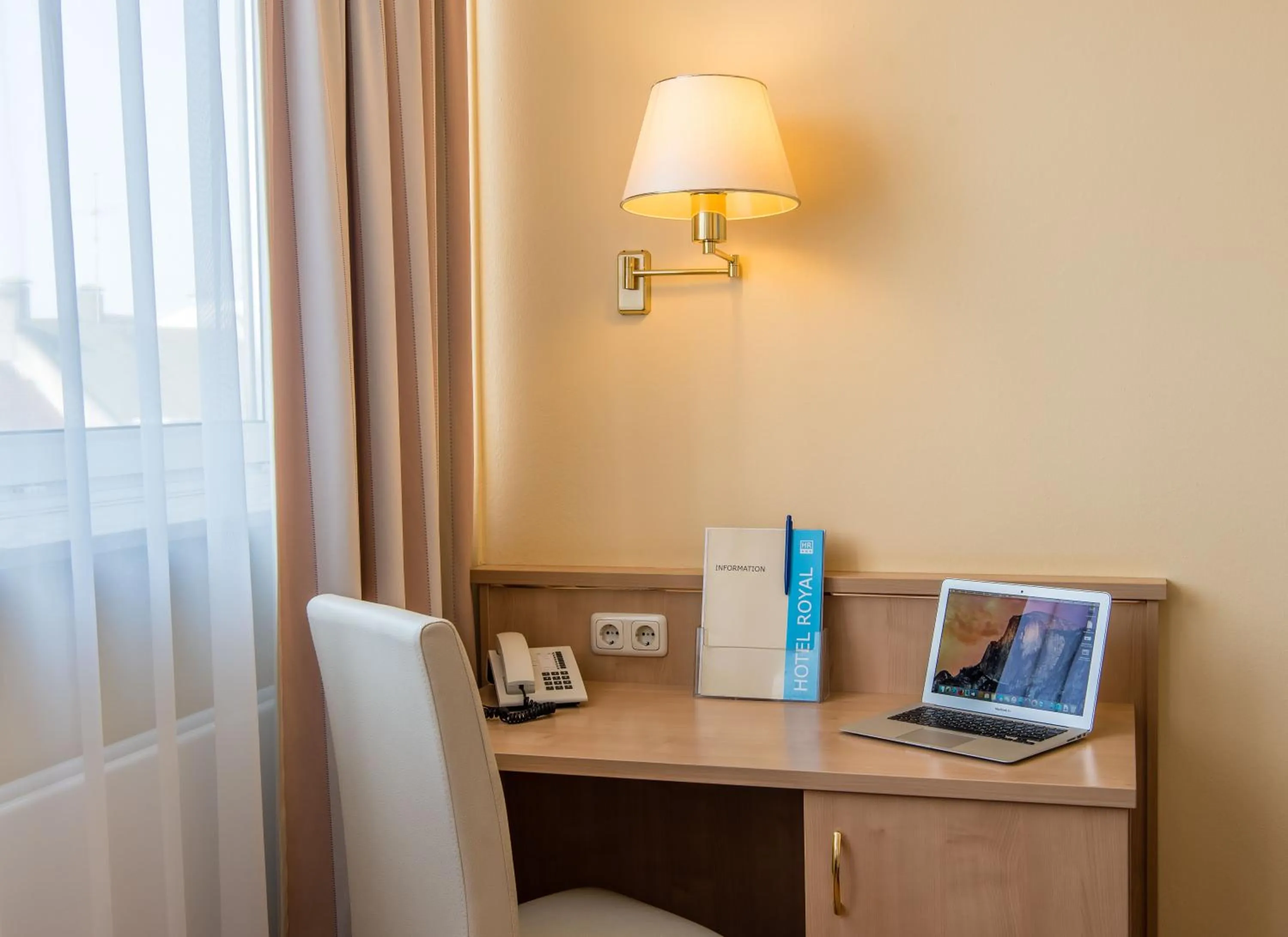 TV and multimedia in Hotel Royal