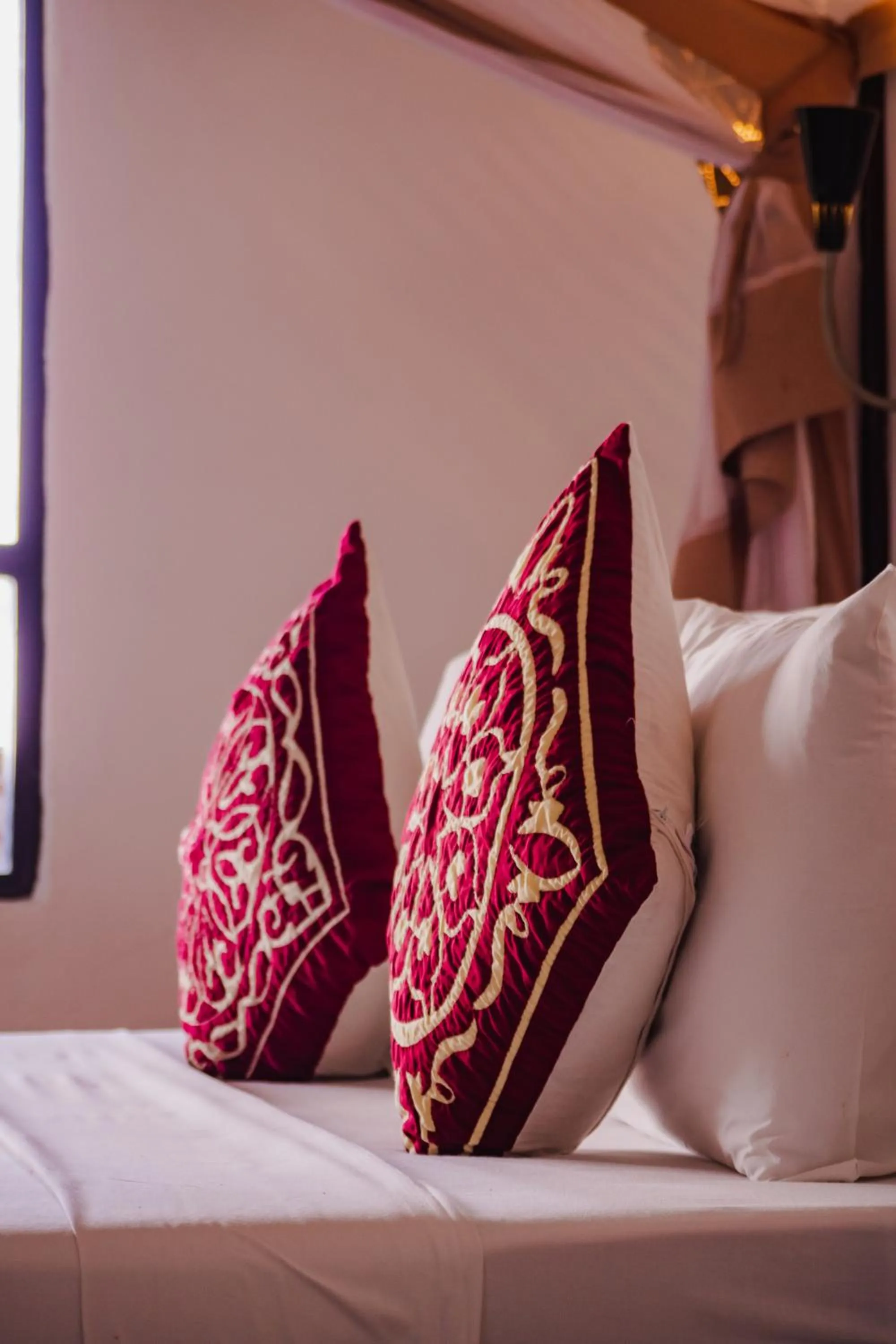 Decorative detail, Bed in Sunshine Bay Hotel Zanzibar