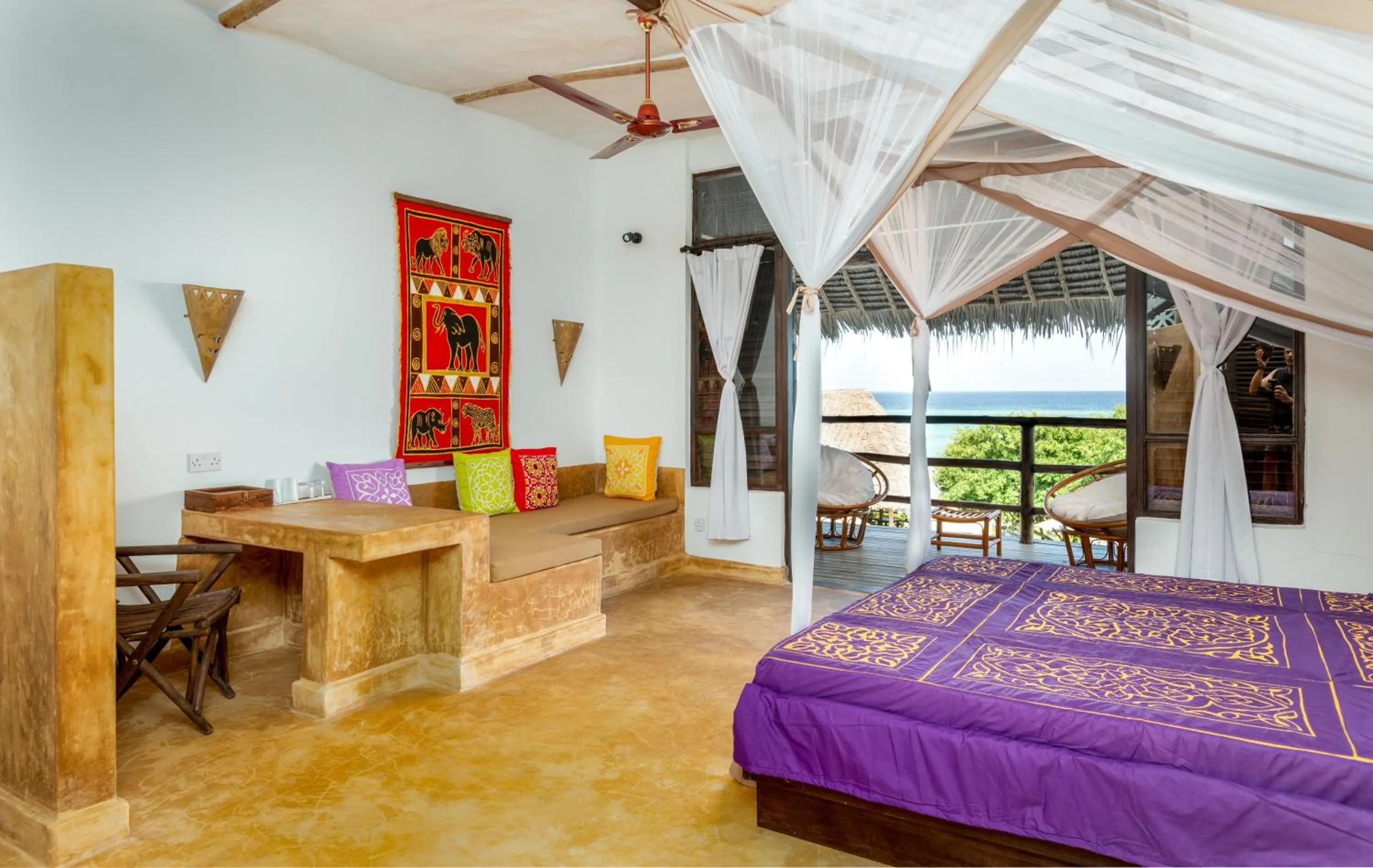 Photo of the whole room, Bed in Sunshine Bay Hotel Zanzibar