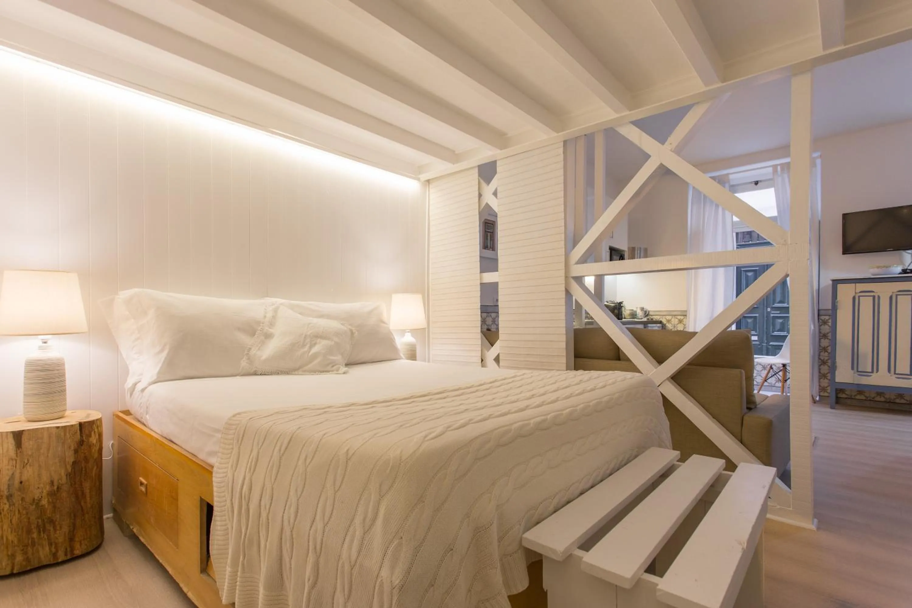 Bed in Soul of Lisbon - I