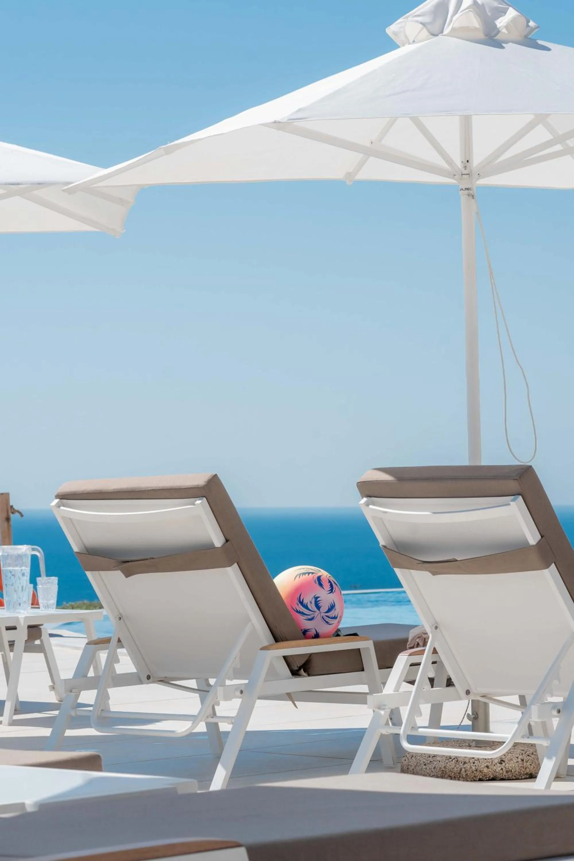 WHITE DONKEY BOUTIQUE Hotel