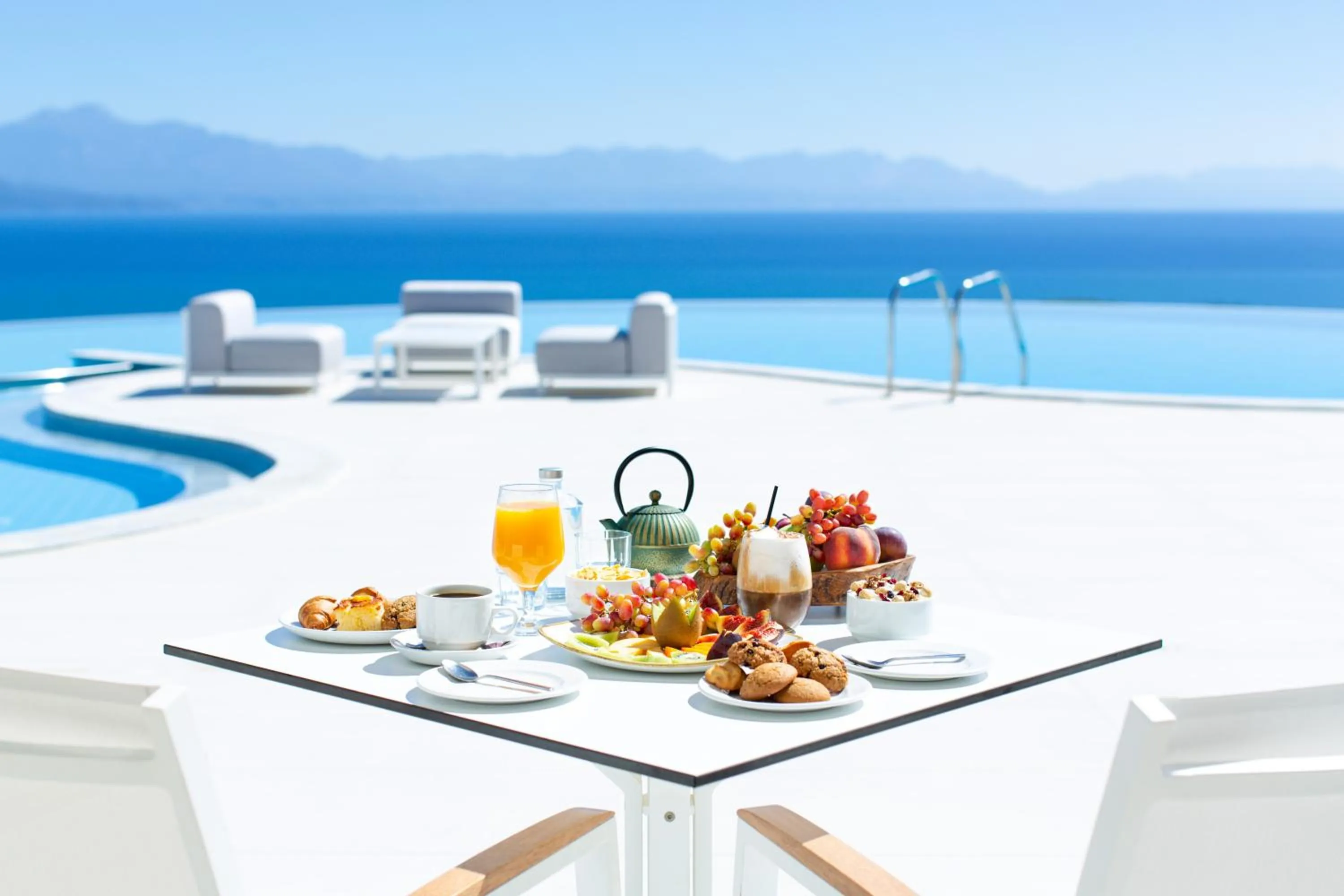 WHITE DONKEY BOUTIQUE Hotel