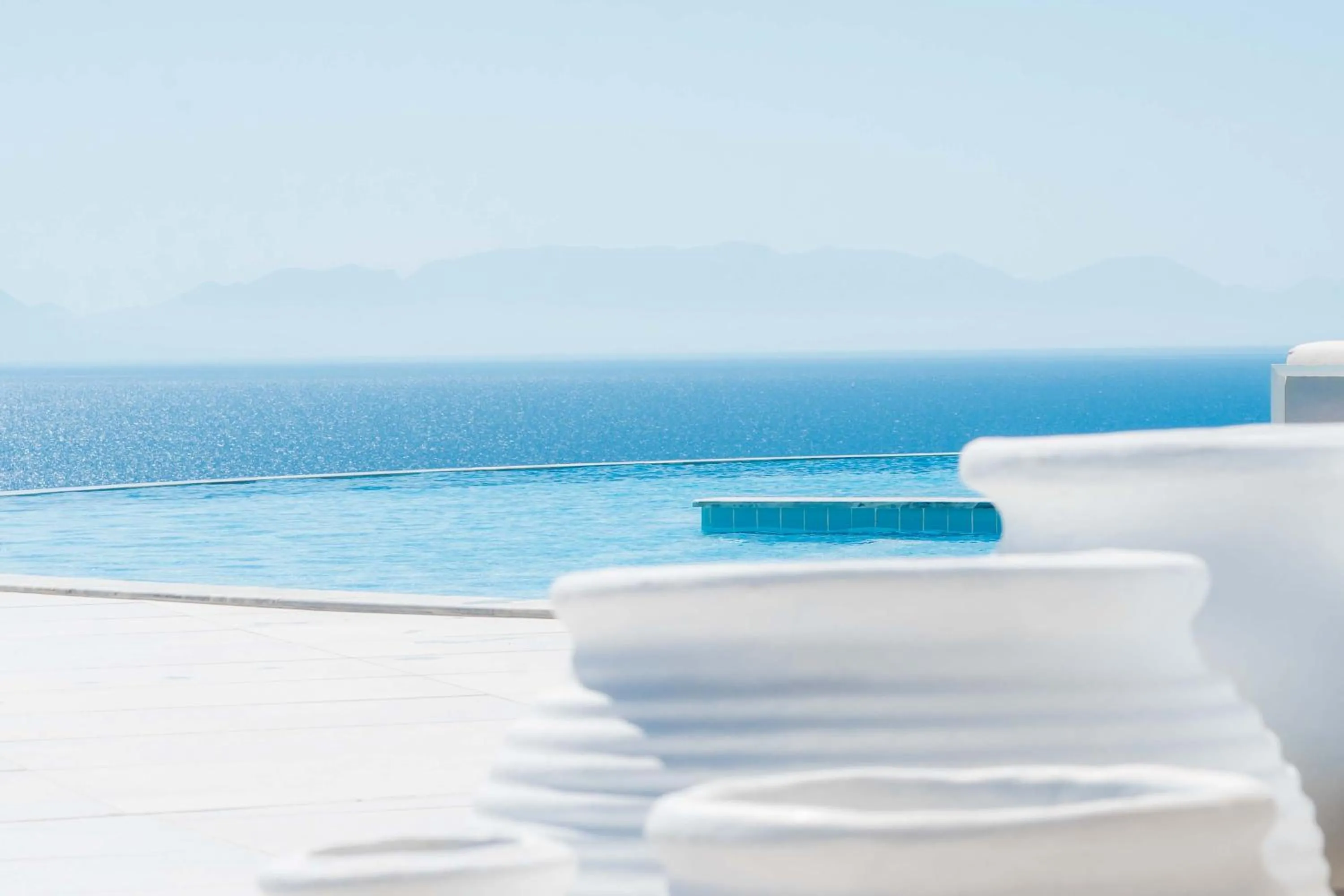 WHITE DONKEY BOUTIQUE Hotel