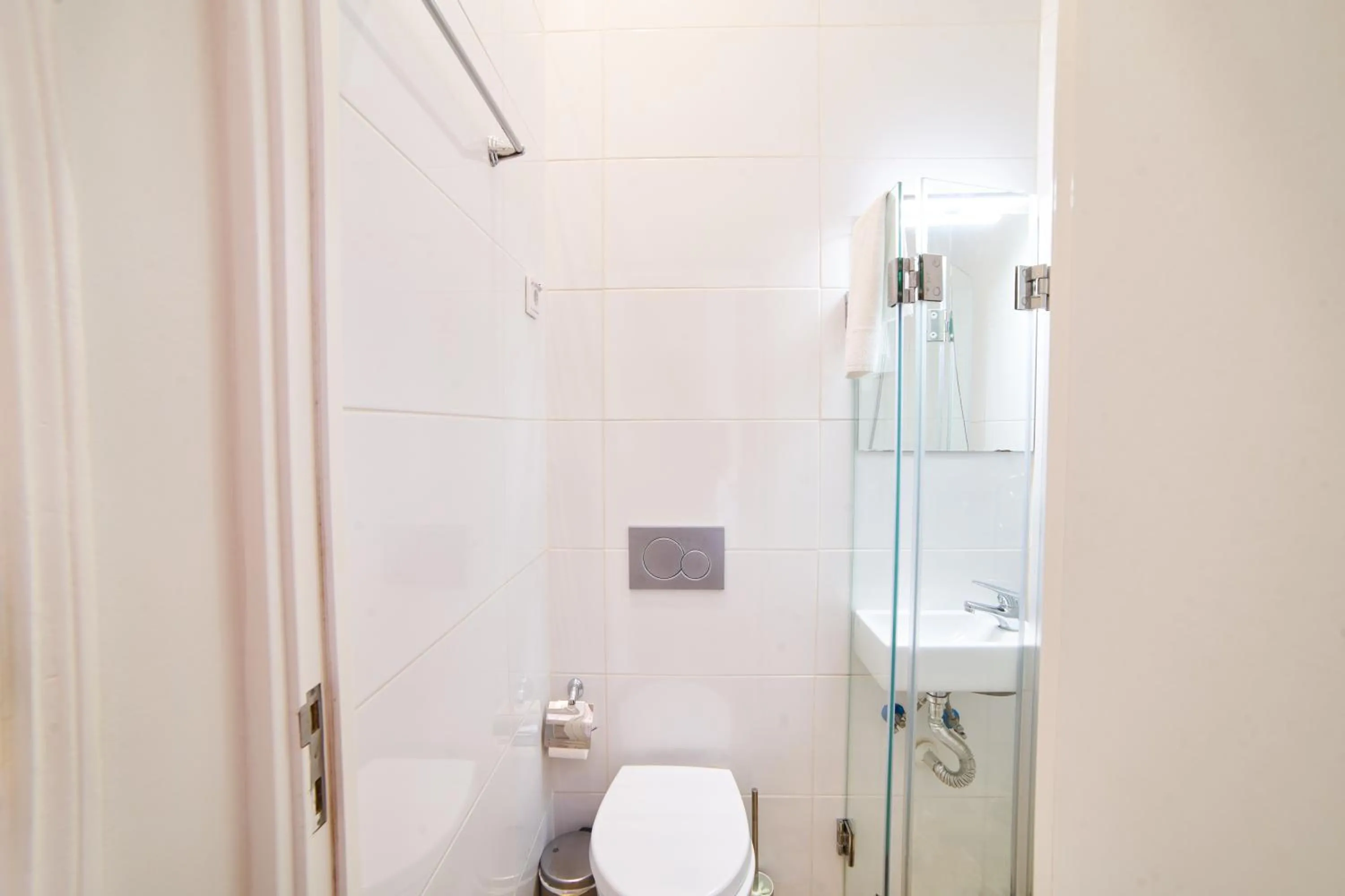 Baron Faro - Guest House