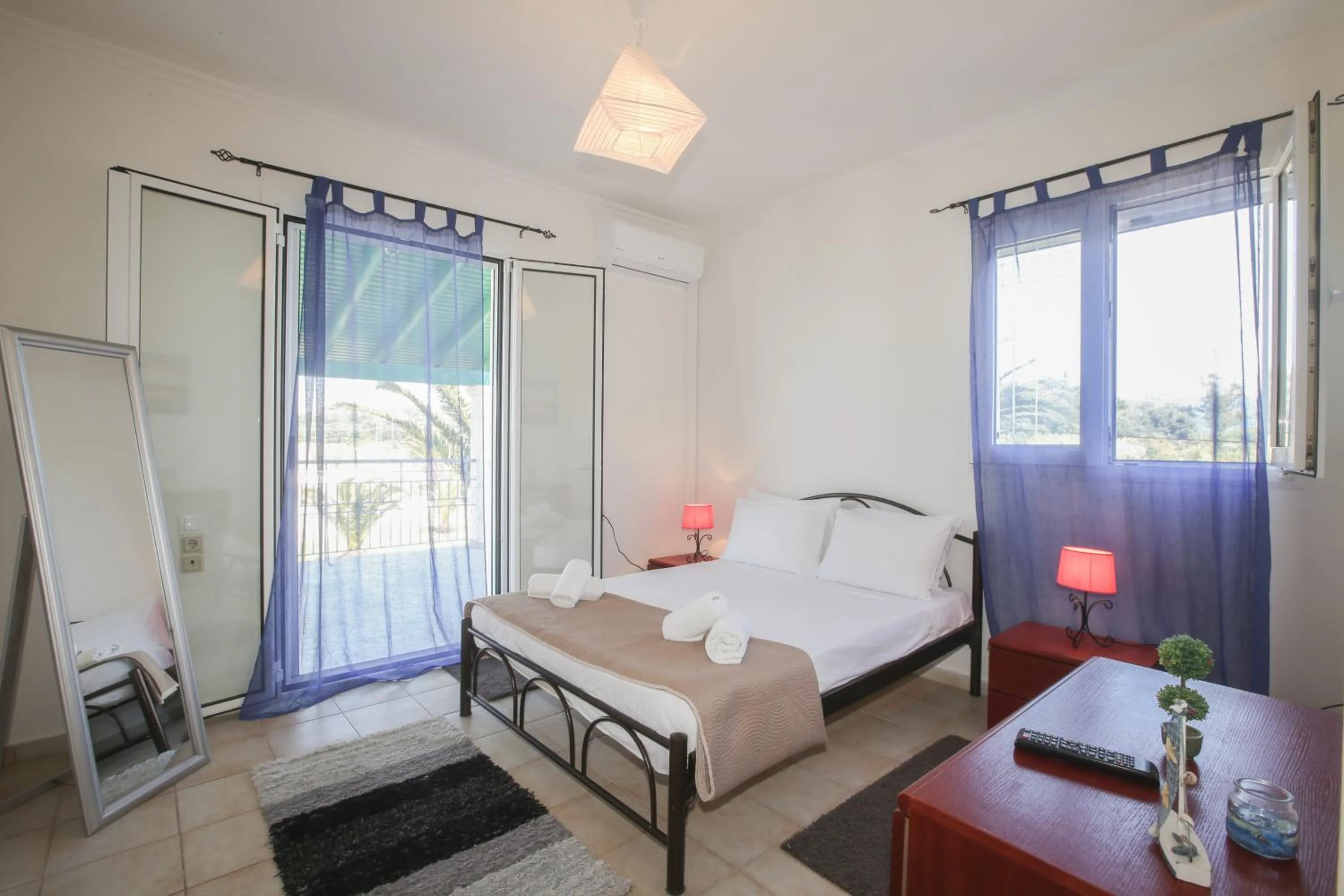 Photo of the whole room, Bed in S&C Kosmos Beach Resort