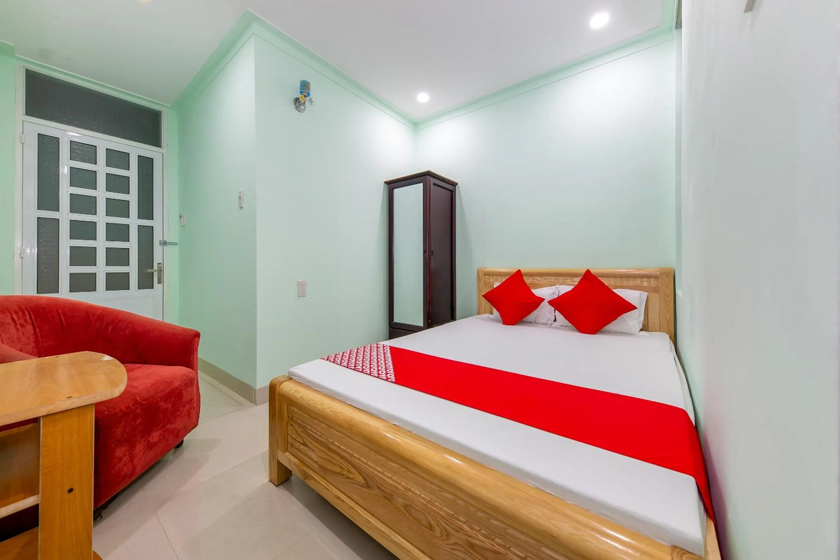 Bedroom in OYO 898 Phuong Thao Hotel