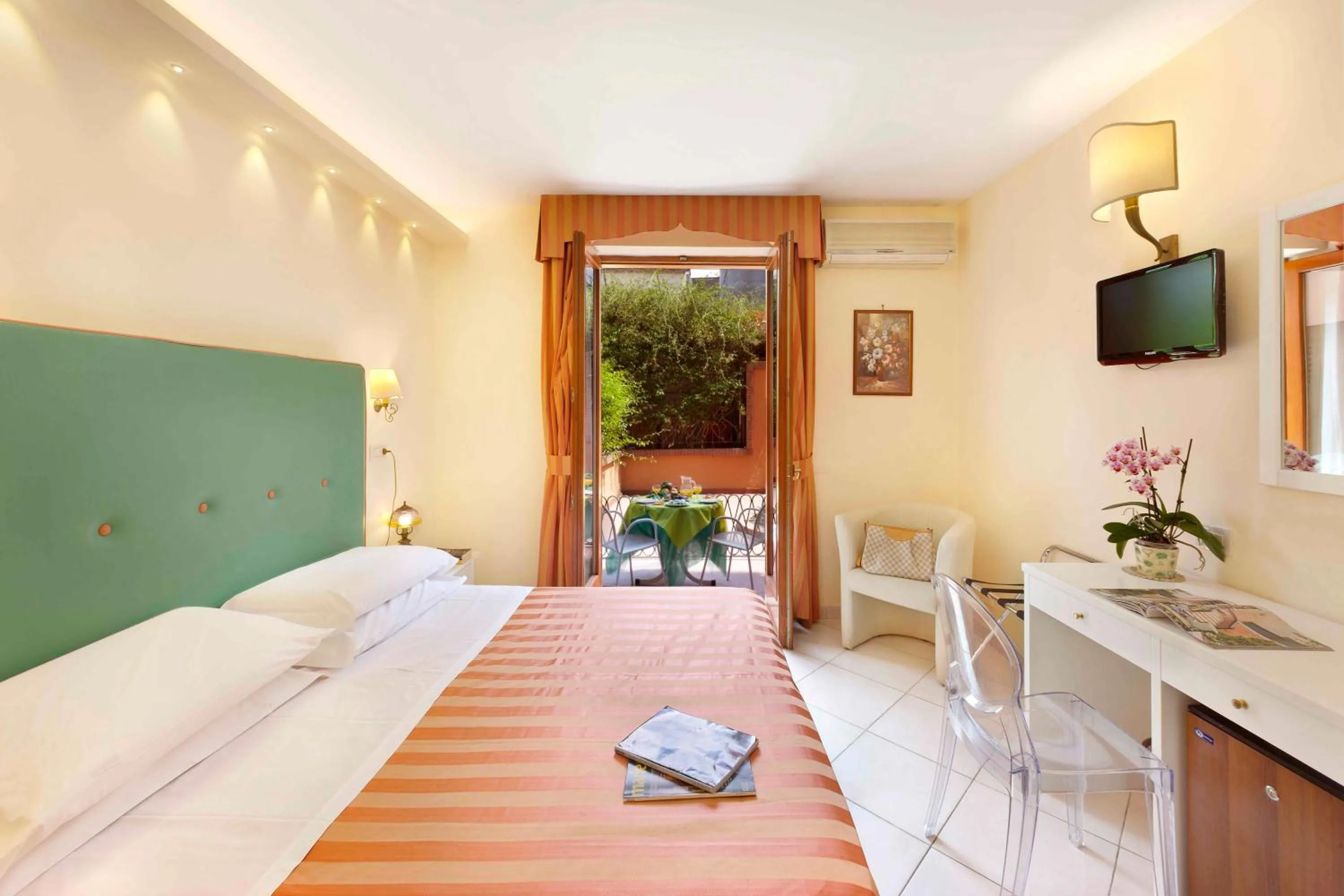 Bed in Hotel Girasole