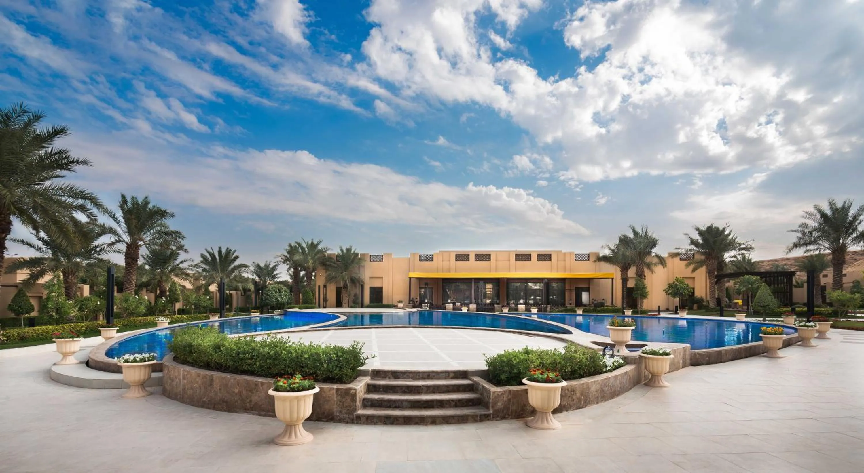 Pool view in Dorat Najd Resort
