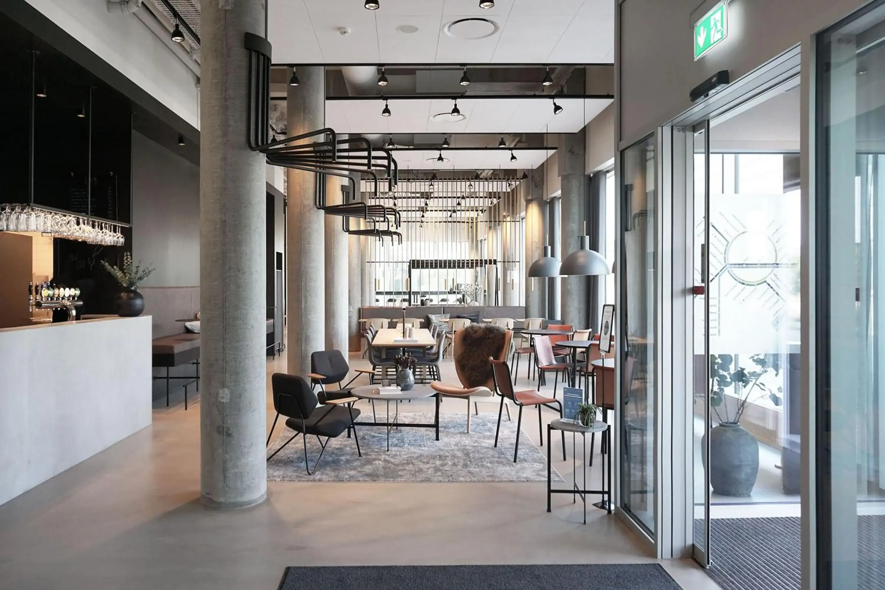 Lounge or bar in Four Points Flex by Sheraton Copenhagen Arena Lounge or bar in Four Points Flex by Sheraton Copenhagen Arena