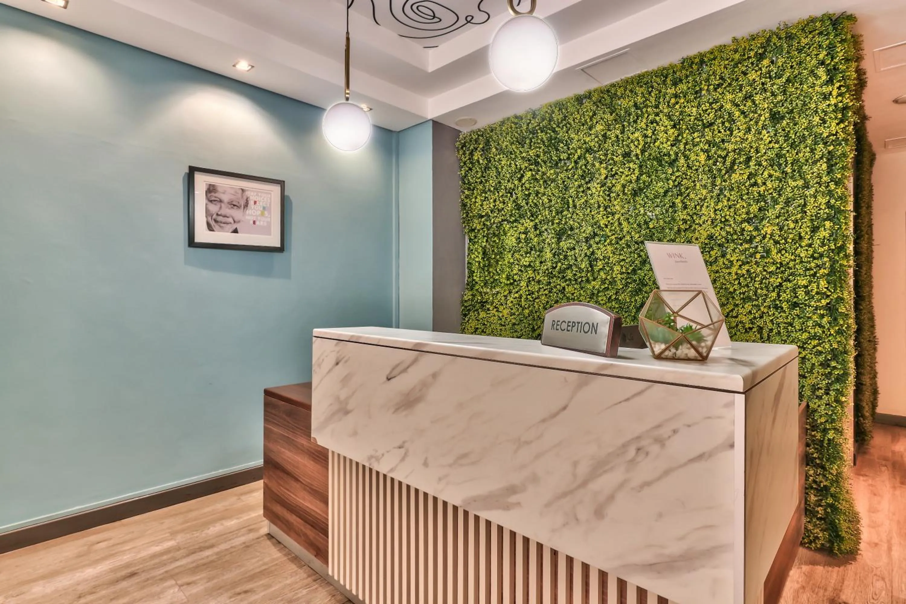 Facade/entrance in WINK Aparthotel Foreshore