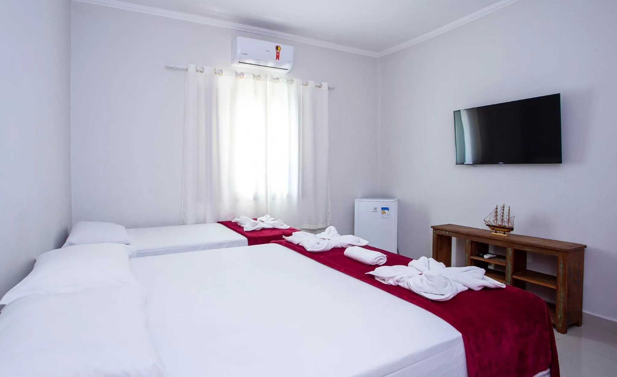 Bedroom, Bed in Pousada Guarubela Veloso