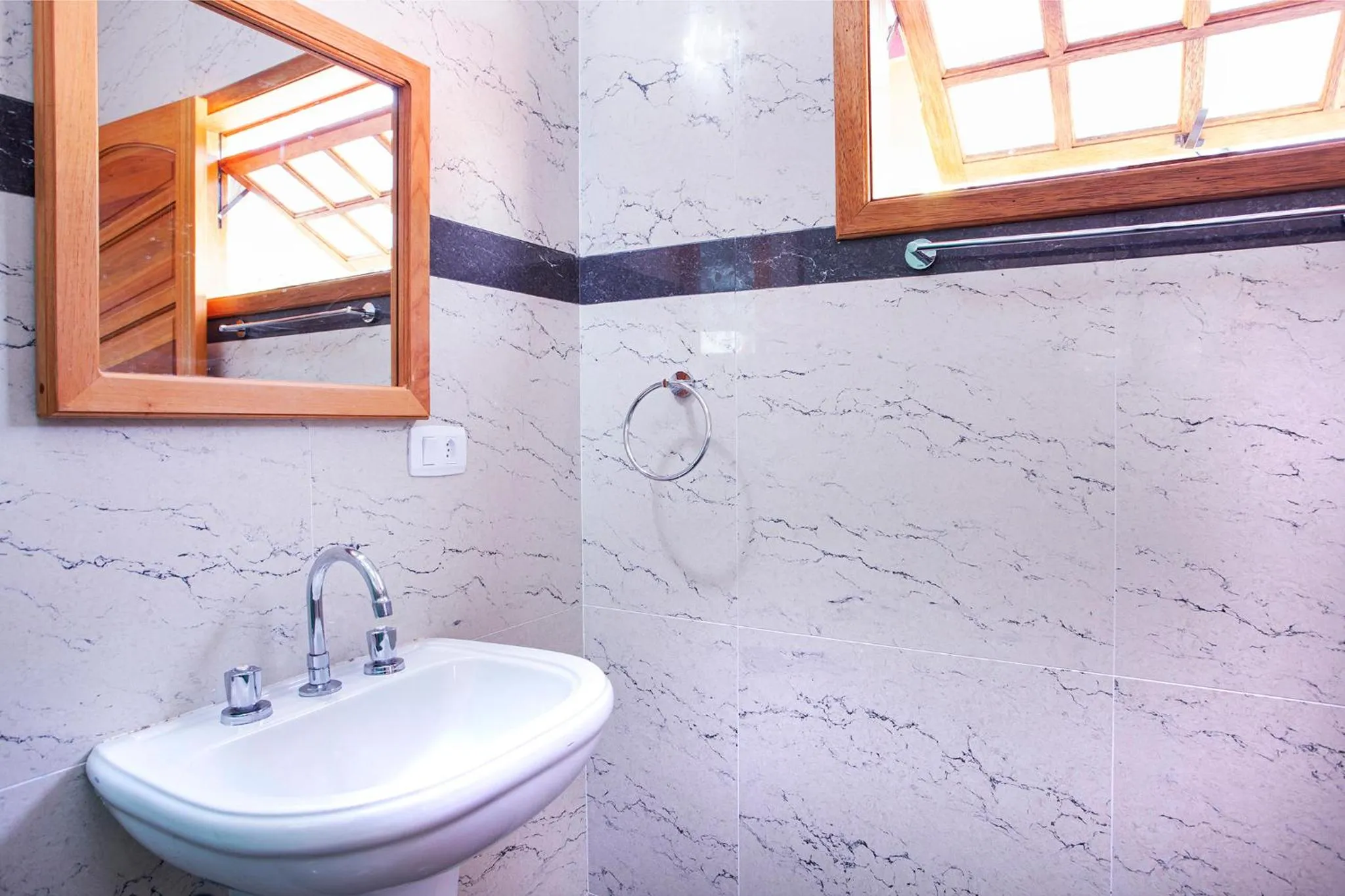 Bathroom in Pousada Guarubela Veloso