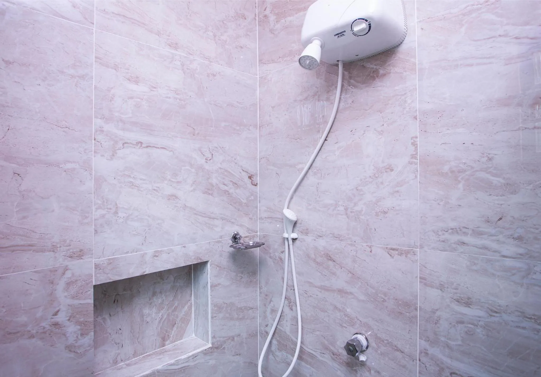 Bathroom in Pousada Guarubela Veloso