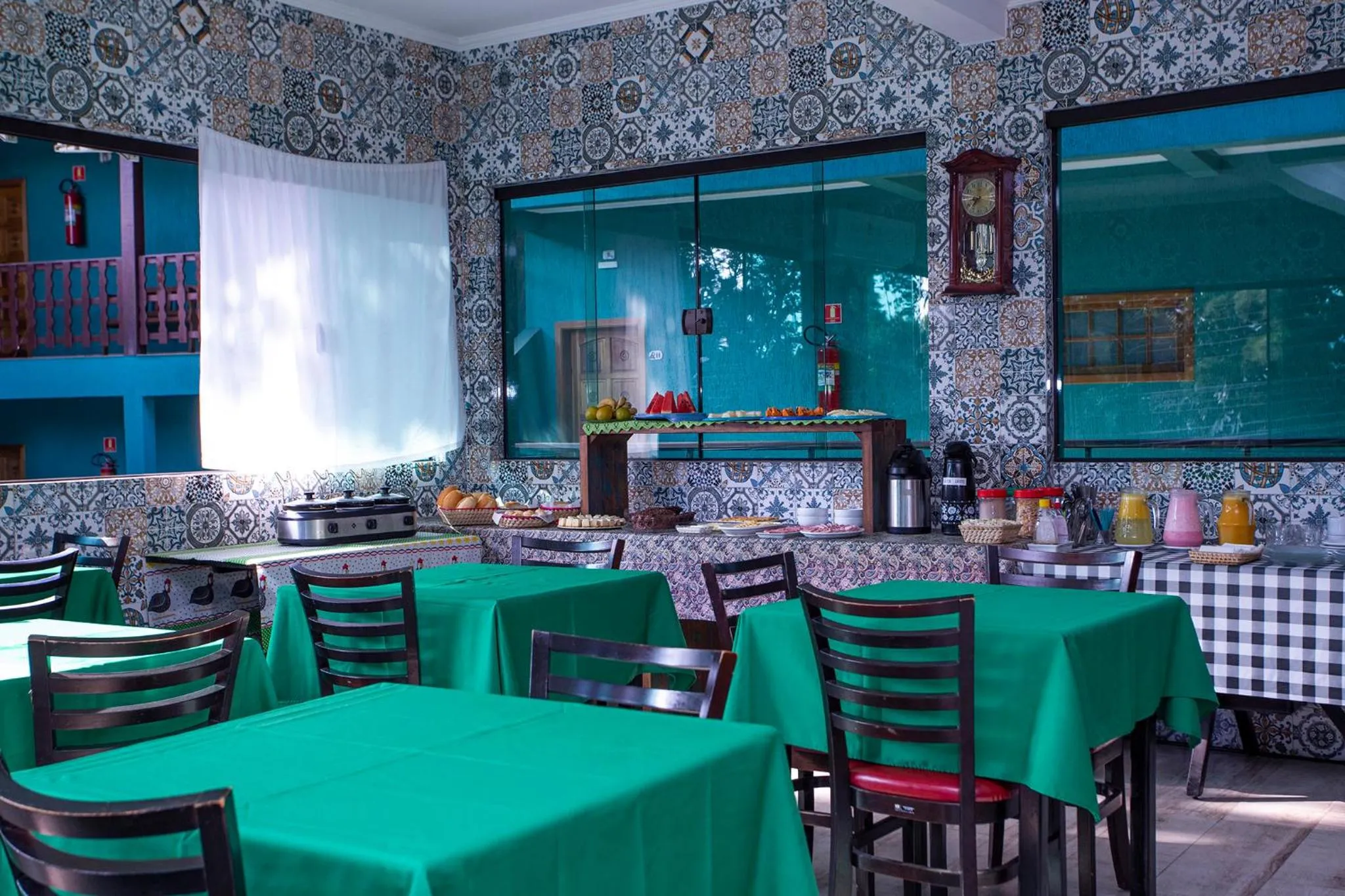 Breakfast in Pousada Guarubela Veloso