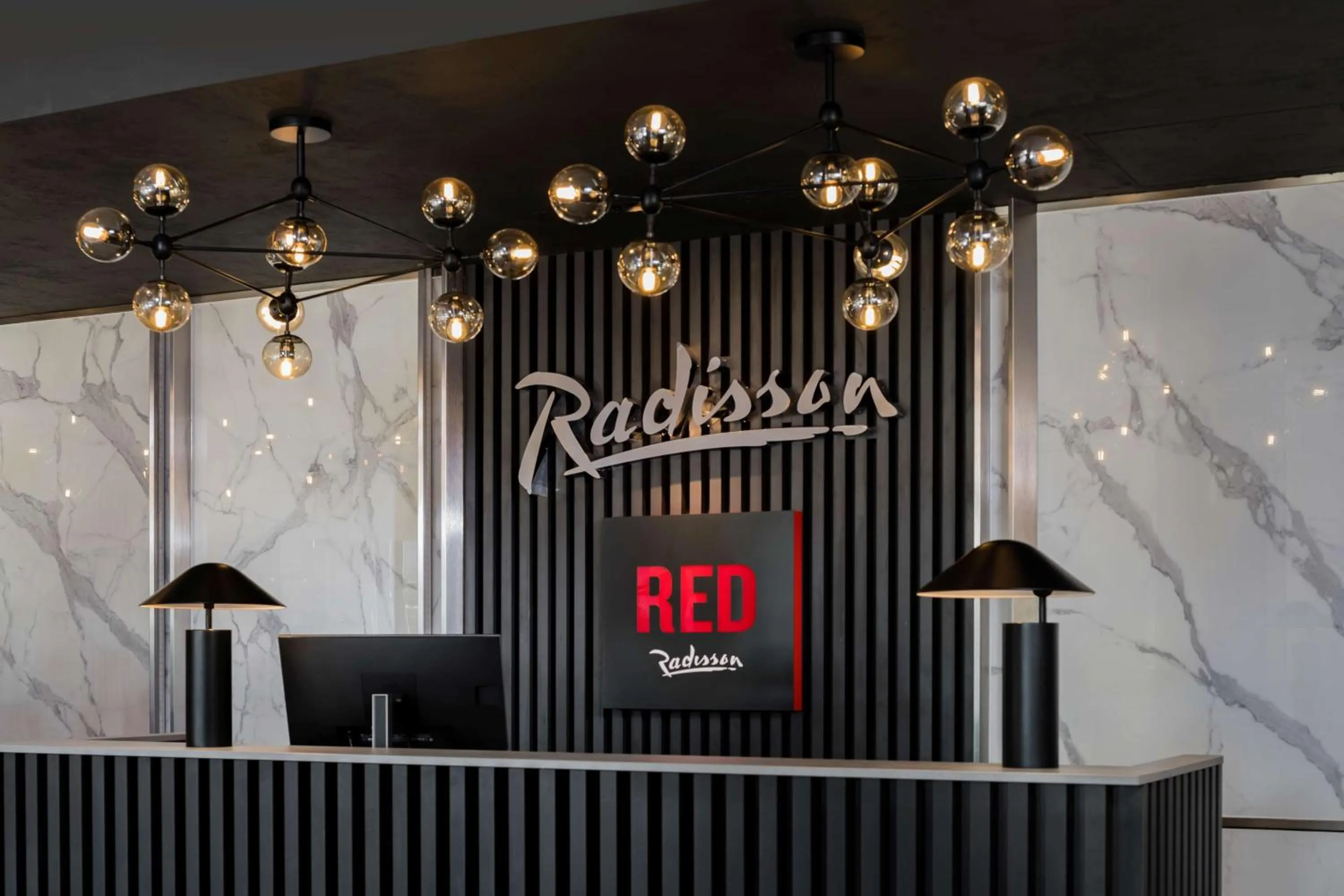 Lobby or reception in Radisson RED London Heathrow
