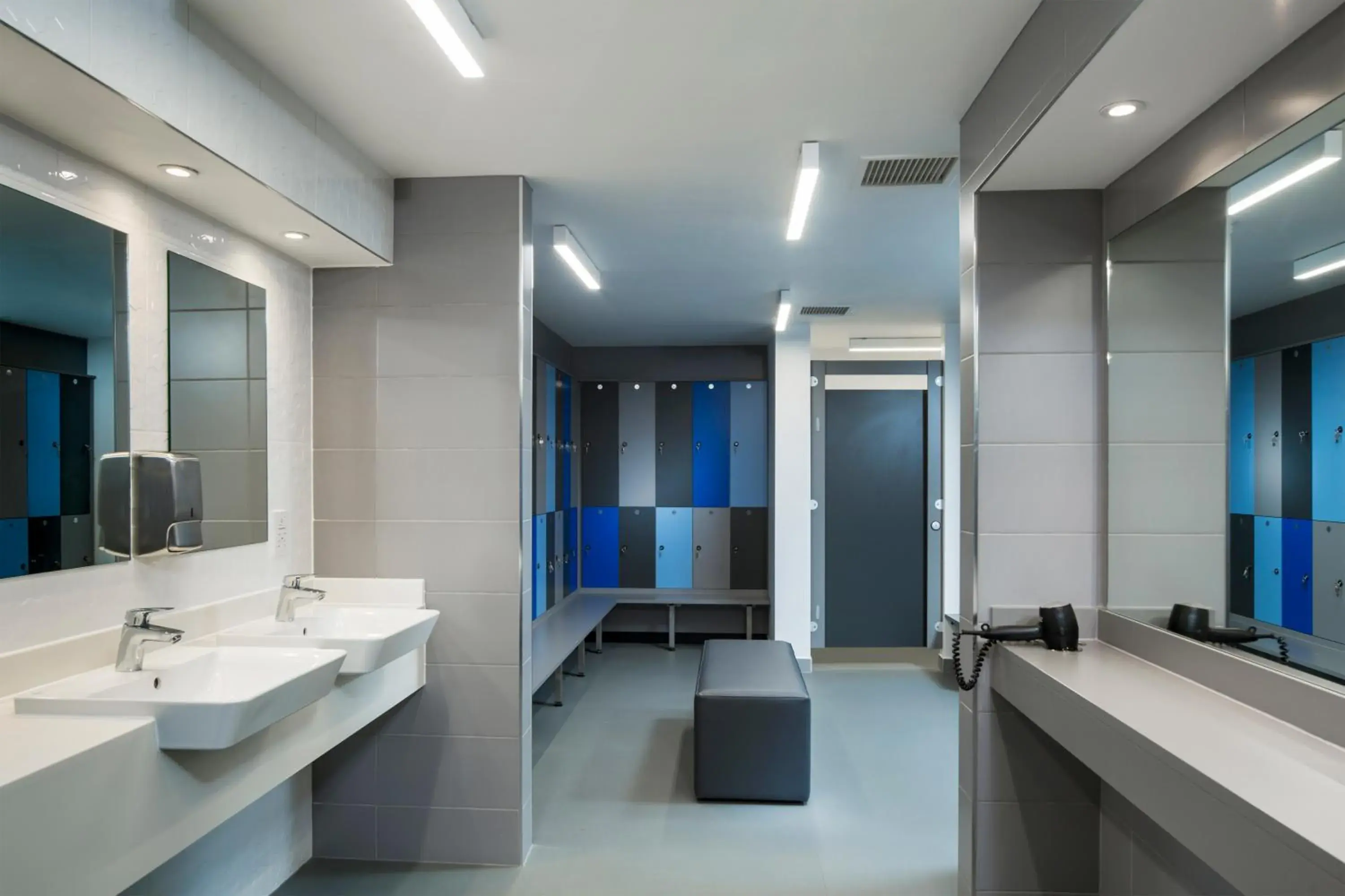 Spa and wellness centre/facilities in Radisson RED London Heathrow Spa and wellness centre/facilities in Radisson RED London Heathrow