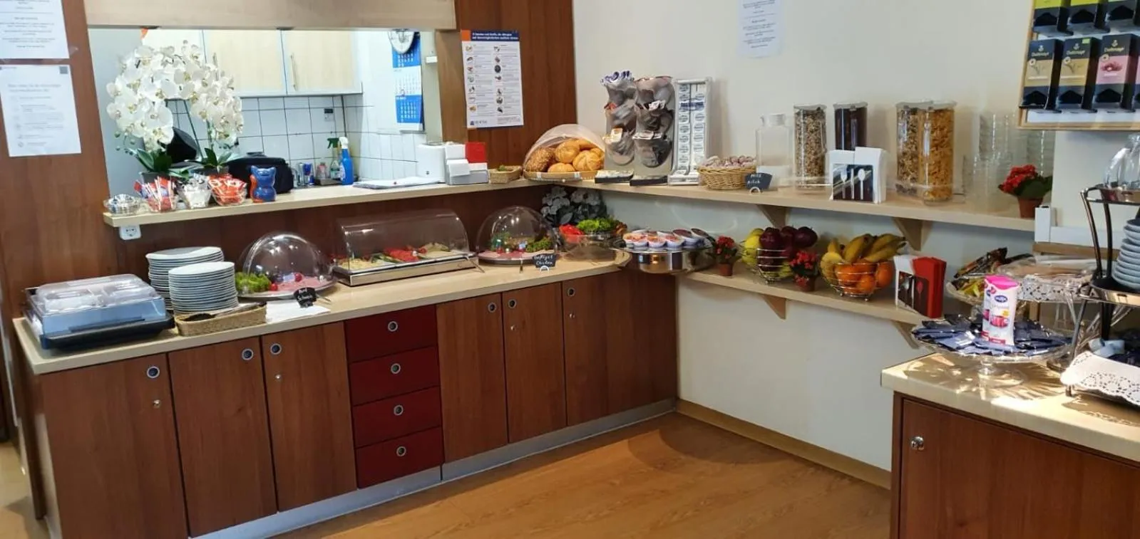 Continental breakfast in Hotel Münchner Hof