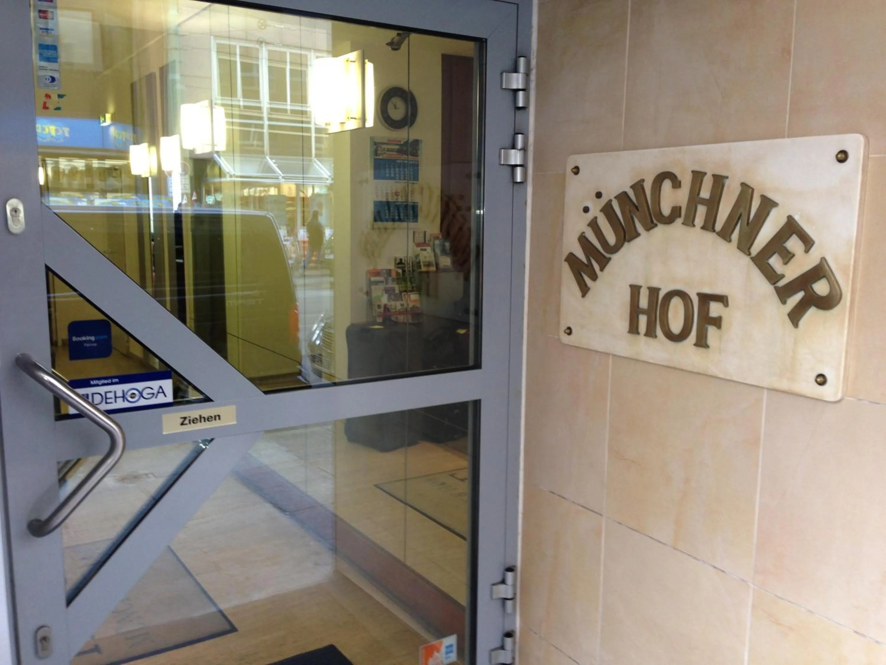 Facade/entrance in Hotel Münchner Hof