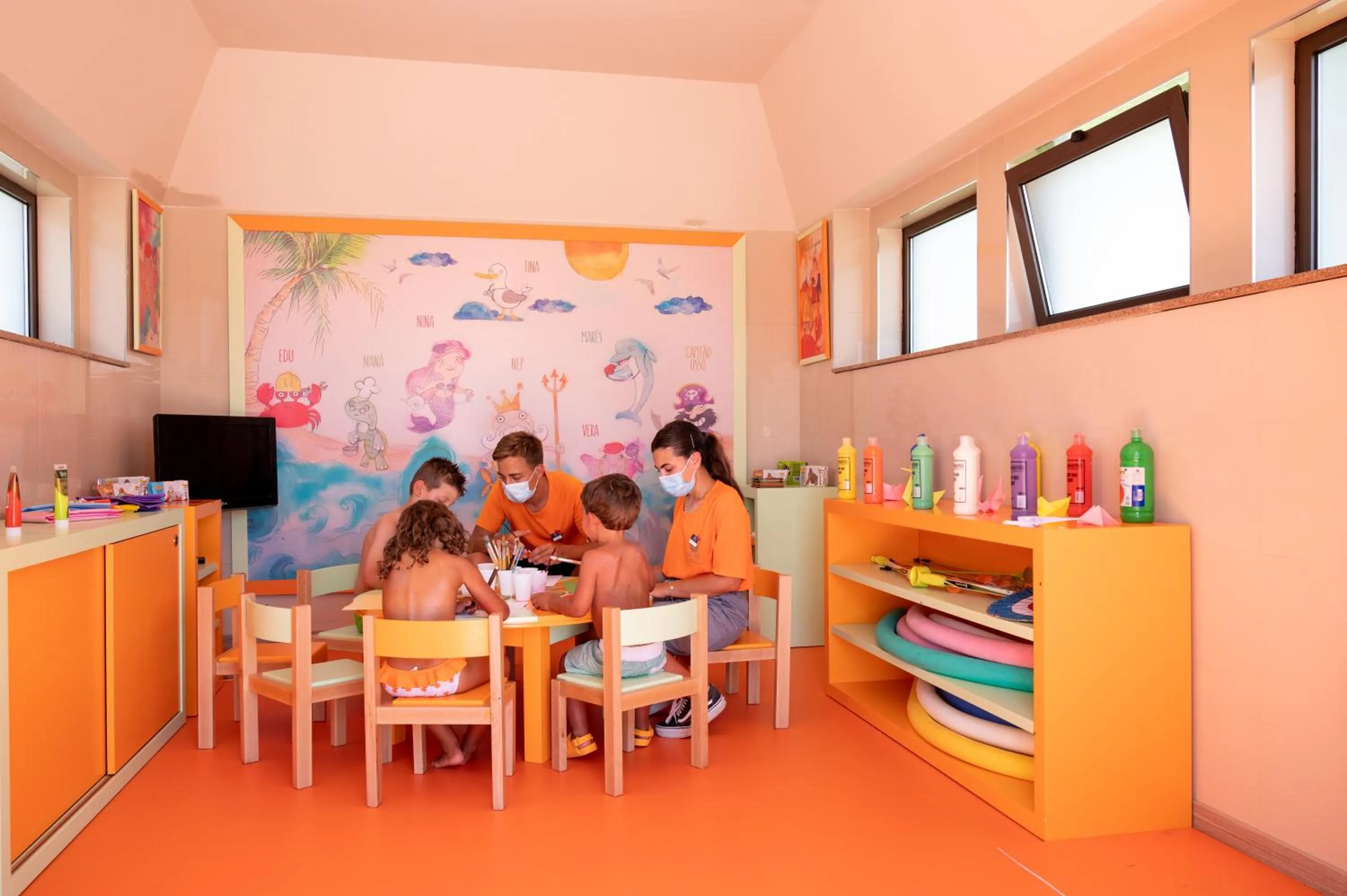 children in Vila Gale Collection Alter Real - Resort Equestre, Conference & Spa