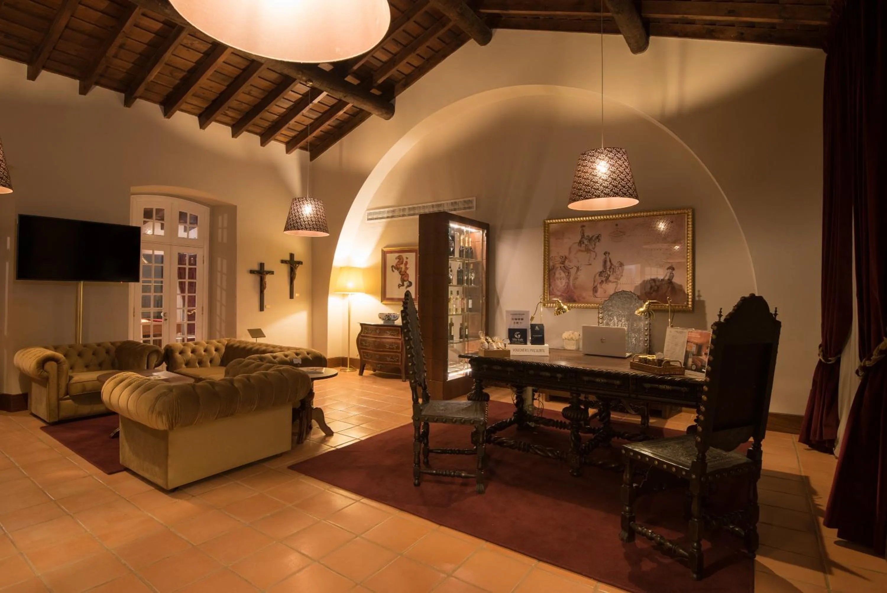 Lobby or reception in Vila Gale Collection Alter Real - Resort Equestre, Conference & Spa